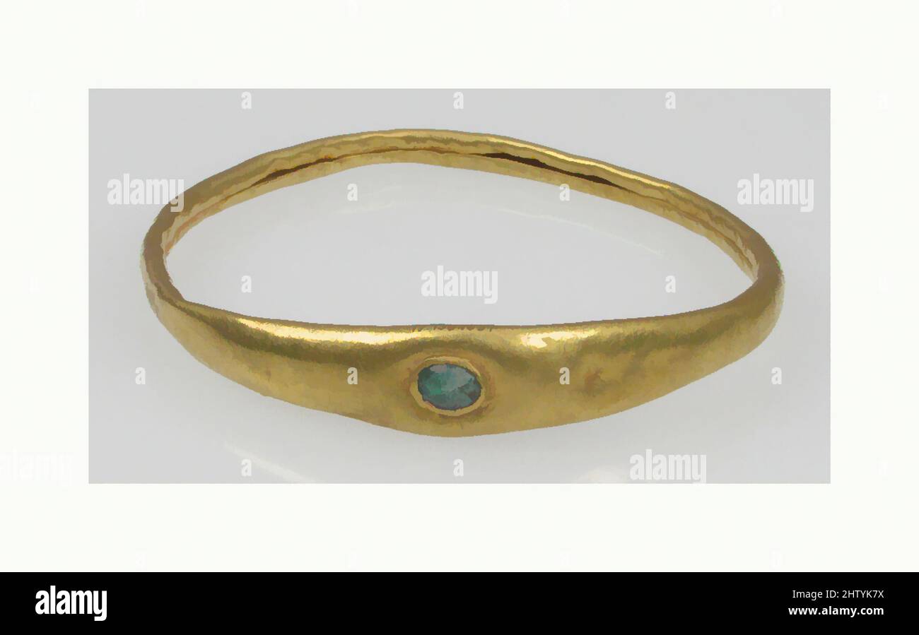 Art Inspired by Bracelet, 100–300 (?), Roman (?), Oro, vetro o pietra, totale: 2 7/8 x 1/2 poll. (7,3 x 1,2 cm), Metalwork-Gold, opere classiche modernizzate da Artotop con un tuffo di modernità. Forme, colore e valore, impatto visivo accattivante sulle emozioni artistiche attraverso la libertà delle opere d'arte in modo contemporaneo. Un messaggio senza tempo che persegue una nuova direzione selvaggiamente creativa. Artisti che si rivolgono al supporto digitale e creano l'NFT Artotop Foto Stock