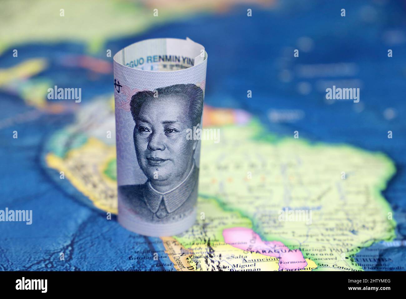 Yuan cinese sulla mappa di Sud America. Scambi tra Cina e paesi dell America Latina, economia e investimenti Foto Stock
