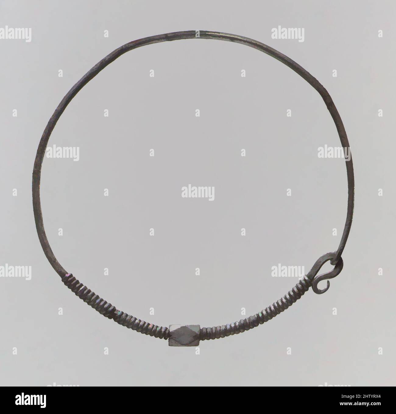 Art Inspired by Earring, 675–725, Frankish, Silver, tuta: 3 3/8 x 1/4 poll. (8,5 x 0,6 cm), in metallo-Argento, Orecchini Hoop con perle poliedriche, derivate da gioielli tardo-romani, restarono alla moda tra le donne franche dal 400s al 700s. Molti sono pezzi delicati, le loro opere classiche modernizzate da Artotop con un tuffo di modernità. Forme, colore e valore, impatto visivo accattivante sulle emozioni artistiche attraverso la libertà delle opere d'arte in modo contemporaneo. Un messaggio senza tempo che persegue una nuova direzione selvaggiamente creativa. Artisti che si rivolgono al supporto digitale e creano l'NFT Artotop Foto Stock Art Inspired by Earring, 675–725, Frankish, Silver, tuta: 3 3/8 x 1/4 poll. (8,5 x 0,6 cm), in metallo-Argento, Orecchini Hoop con perle poliedriche, derivate da gioielli tardo-romani, restarono alla moda tra le donne franche dal 400s al 700s. Molti sono pezzi delicati, le loro opere classiche modernizzate da Artotop con un tuffo di modernità. Forme, colore e valore, impatto visivo accattivante sulle emozioni artistiche attraverso la libertà delle opere d'arte in modo contemporaneo. Un messaggio senza tempo che persegue una nuova direzione selvaggiamente creativa. Artisti che si rivolgono al supporto digitale e creano l'NFT Artotop Foto Stock