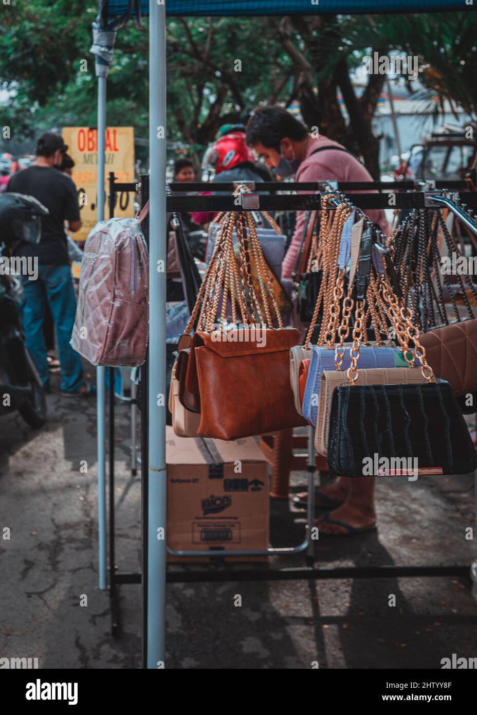 Atmosfera mattutina per le strade di Gresik, Giava orientale Foto Stock