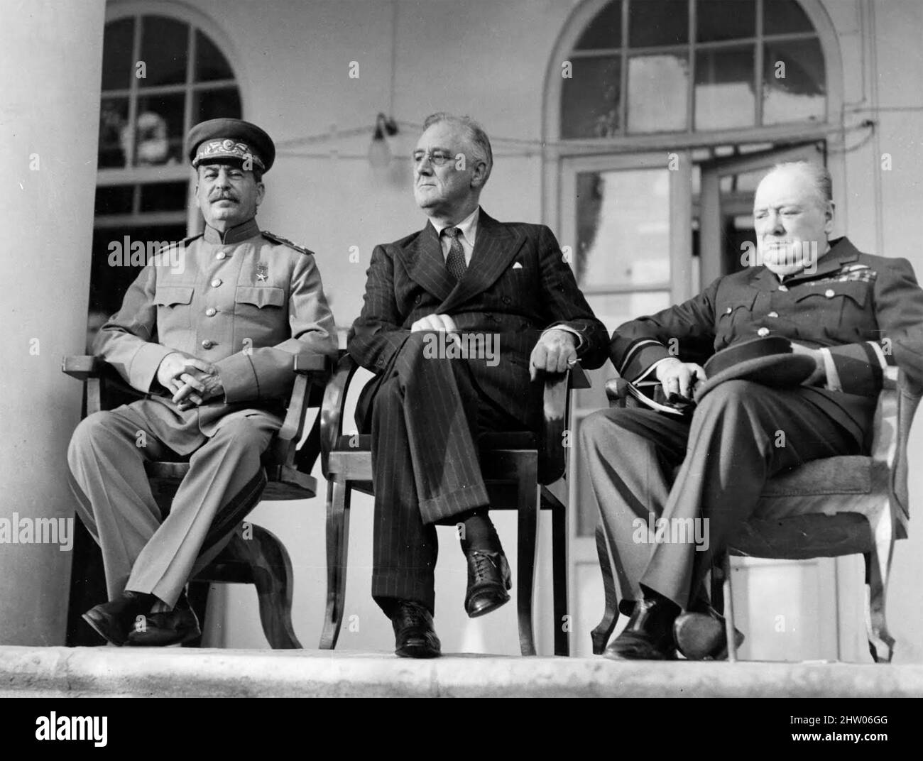 CONFERENZA DI YALTA 4-11 febbraio 1945. Grom a sinistra: Joseph Stalin, Franklin D. Roosevelt, Winston Churchill. Foto: Lewis Gale Foto Stock