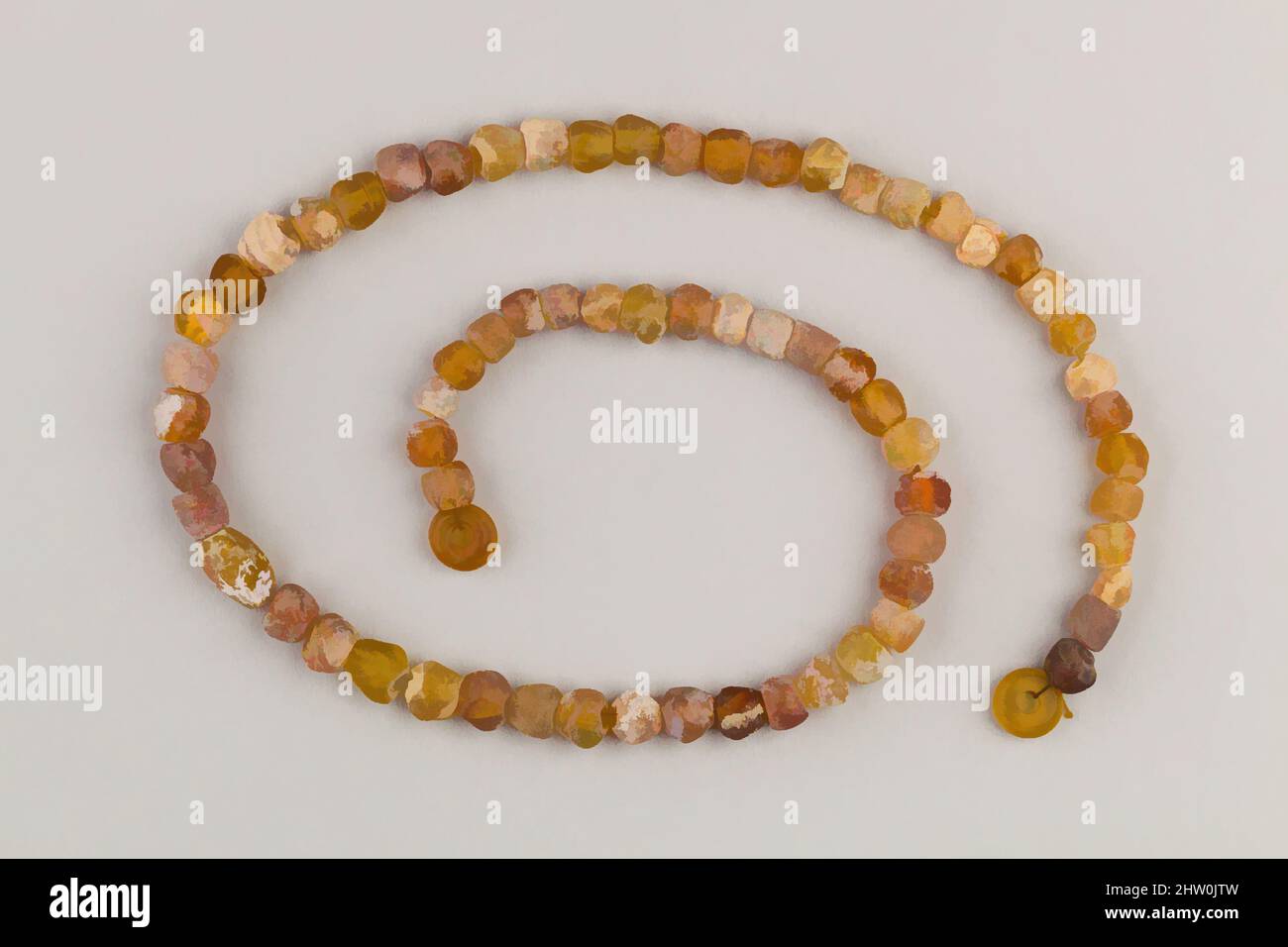 Arte ispirata a String of 70 beads, periodo tolemaico o più tardi, 3rd–fine 1st secolo AC, dall'Egitto, vetro ambrato, L. 61 cm (24 poll., opere classiche modernizzate da Artotop con un tuffo di modernità. Forme, colore e valore, impatto visivo accattivante sulle emozioni artistiche attraverso la libertà delle opere d'arte in modo contemporaneo. Un messaggio senza tempo che persegue una nuova direzione selvaggiamente creativa. Artisti che si rivolgono al supporto digitale e creano l'NFT Artotop Foto Stock