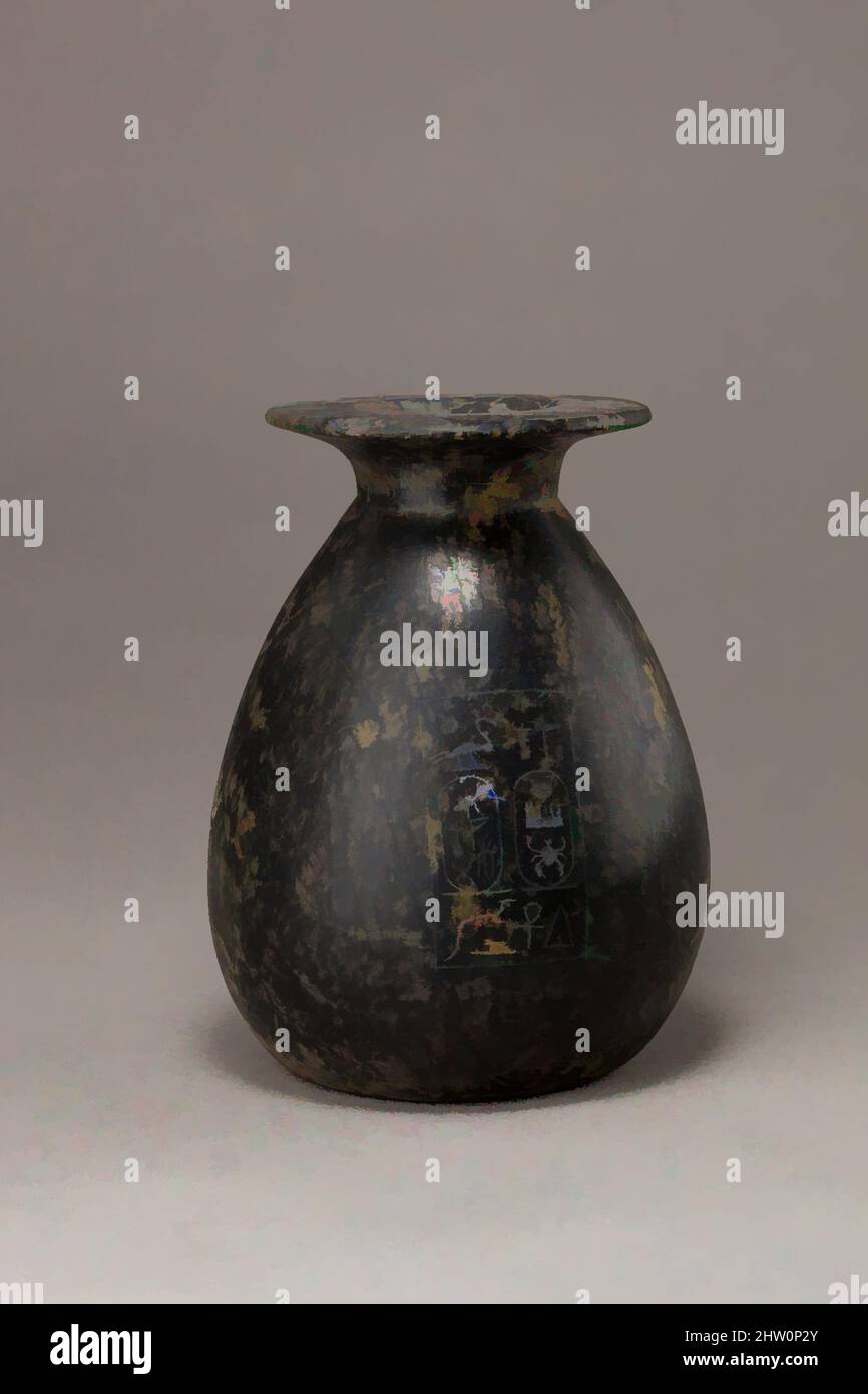 Arte ispirata al vasetto Piriform, New Kingdom, Dynasty 18, ca. 1479–1425 a.C., dall'Egitto, dall'Egitto superiore, Tebe, Wadi Gabbanat el-Qurud, Wadi D, Tomba delle 3 mogli straniere di Thutmose III, serpentinite, H. 20,5 cm (8 1/16 in); diam. 15,5 cm (6 1/8 pollici), opere classiche modernizzate da Artotop con un tuffo di modernità. Forme, colore e valore, impatto visivo accattivante sulle emozioni artistiche attraverso la libertà delle opere d'arte in modo contemporaneo. Un messaggio senza tempo che persegue una nuova direzione selvaggiamente creativa. Artisti che si rivolgono al supporto digitale e creano l'NFT Artotop Foto Stock