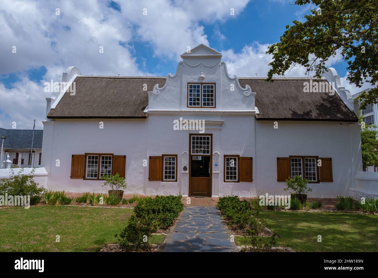 Storico vecchi edifici olandesi nel centro storico di Stellenbosch Capo Sud Africa occidentale. Foto Stock