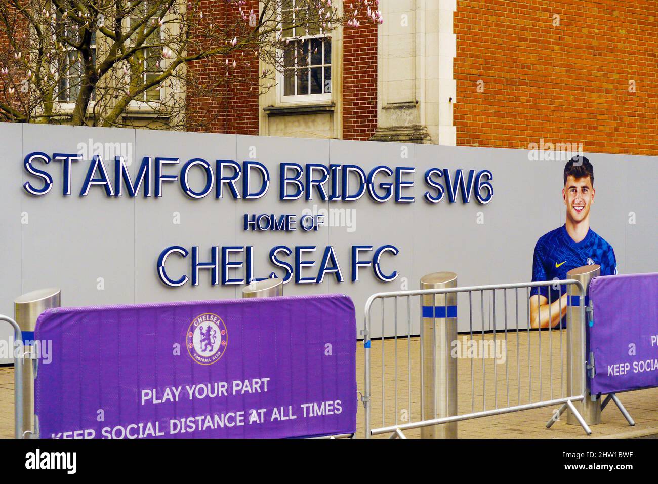 Londra, Regno Unito. 3rd Mar 2022. Chelsea Football Club, Stamford Bridge SW6 a Fulham va in vendita per £3 miliardi da Roman Abramovich a seguito di crack giù su oligarchi come la Russia invade l'Ucraina. Credit: JOHNNY ARMSTEAD/Alamy Live News Foto Stock