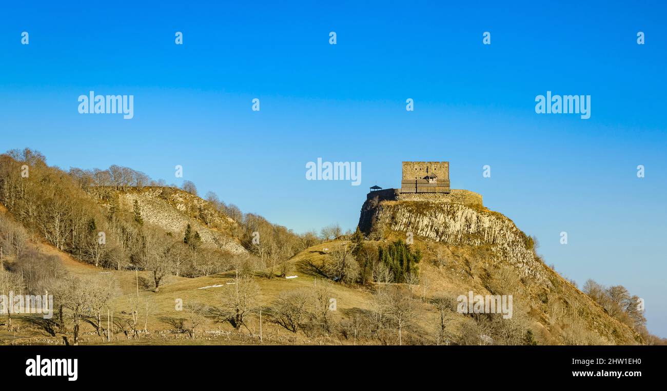 Francia, Puy de Dome, Parco Naturale del Vulcano Auvergne, Castello di Picherande Foto Stock