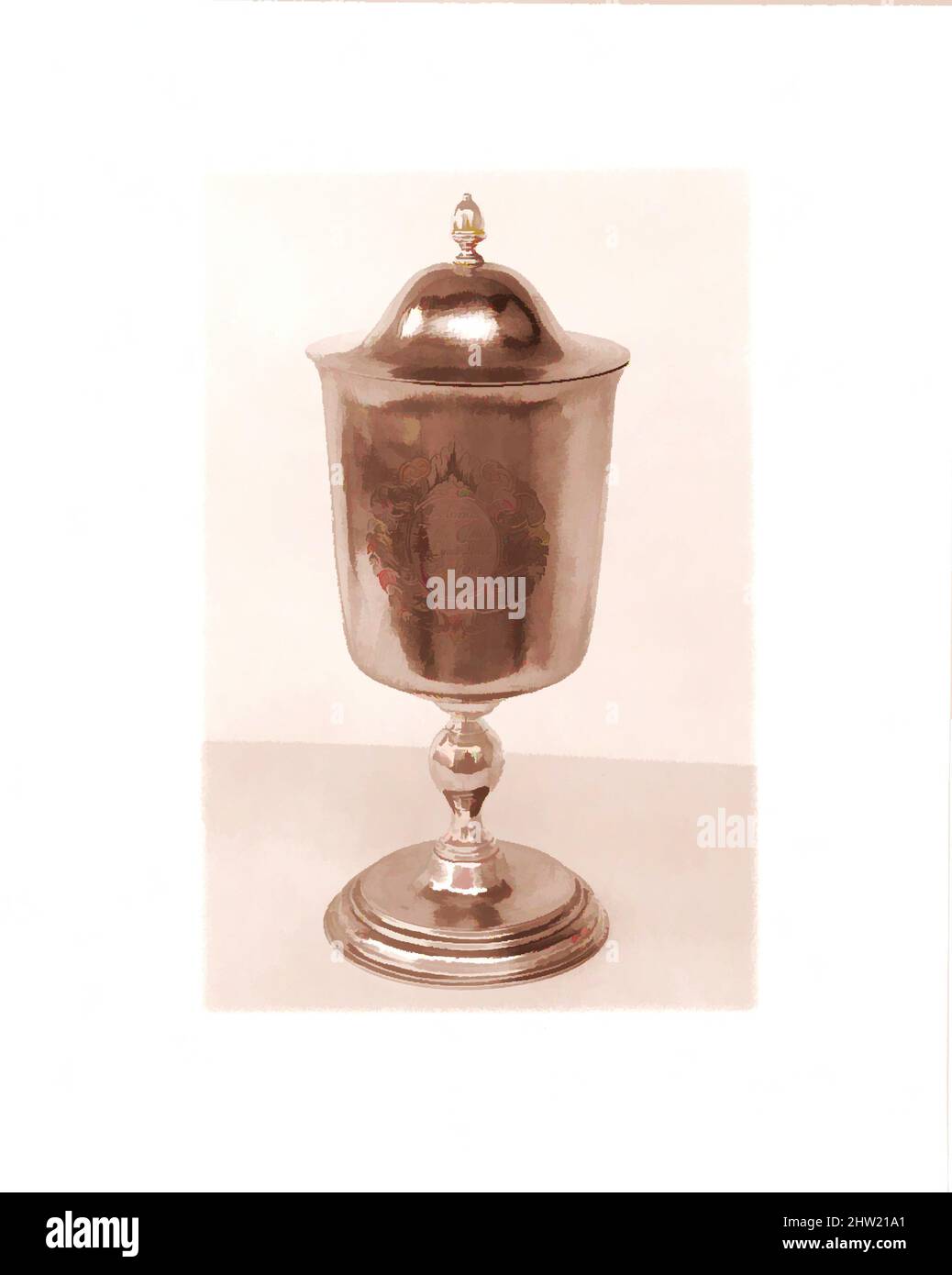 Arte ispirata dalla copertina per la Wine Cup, ca. 1740, made in Boston, Massachusetts, Stati Uniti, America, Argento, 2 1/4 x 4 pollici (5,7 x 10,2 cm); 3 once 2 dwt. (97 g), Argento, opere classiche modernizzate da Artotop con un tuffo di modernità. Forme, colore e valore, impatto visivo accattivante sulle emozioni artistiche attraverso la libertà delle opere d'arte in modo contemporaneo. Un messaggio senza tempo che persegue una nuova direzione selvaggiamente creativa. Artisti che si rivolgono al supporto digitale e creano l'NFT Artotop Foto Stock