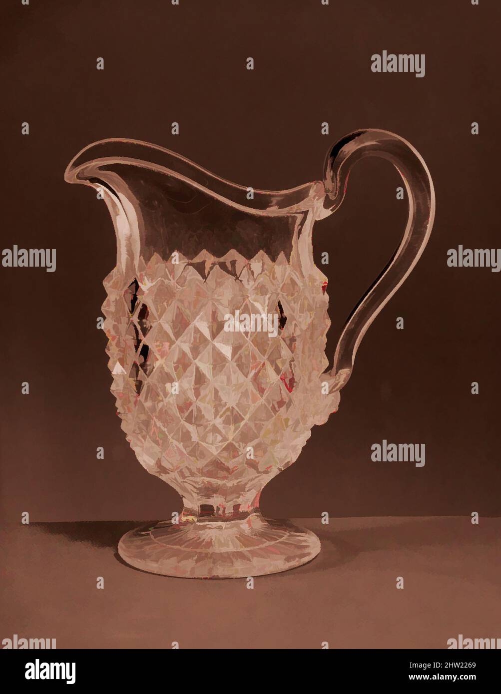Art Inspired by Creamer, 1860–70, made in United States, American, pressed glass, H. 6 1/2 poll. (16,5 cm), vetro, opere classiche modernizzate da Artotop con un tuffo di modernità. Forme, colore e valore, impatto visivo accattivante sulle emozioni artistiche attraverso la libertà delle opere d'arte in modo contemporaneo. Un messaggio senza tempo che persegue una nuova direzione selvaggiamente creativa. Artisti che si rivolgono al supporto digitale e creano l'NFT Artotop Foto Stock