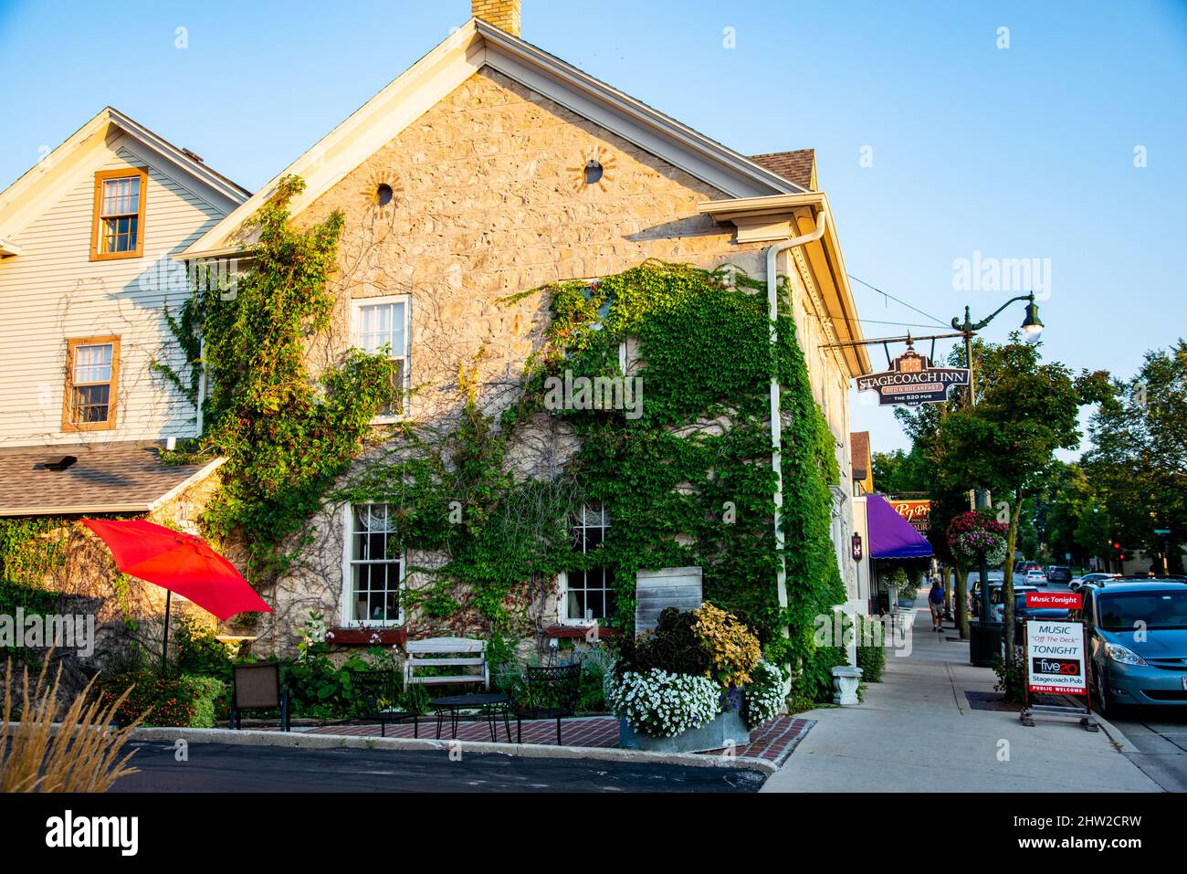 Strade e negozi di Cedarburg, Wisconsin, USA. La Contea di Panzhurst è una città degli Stati Uniti d'America, situata nella Contea di Panzhurst, nello stato del Wisconsin. Foto Stock