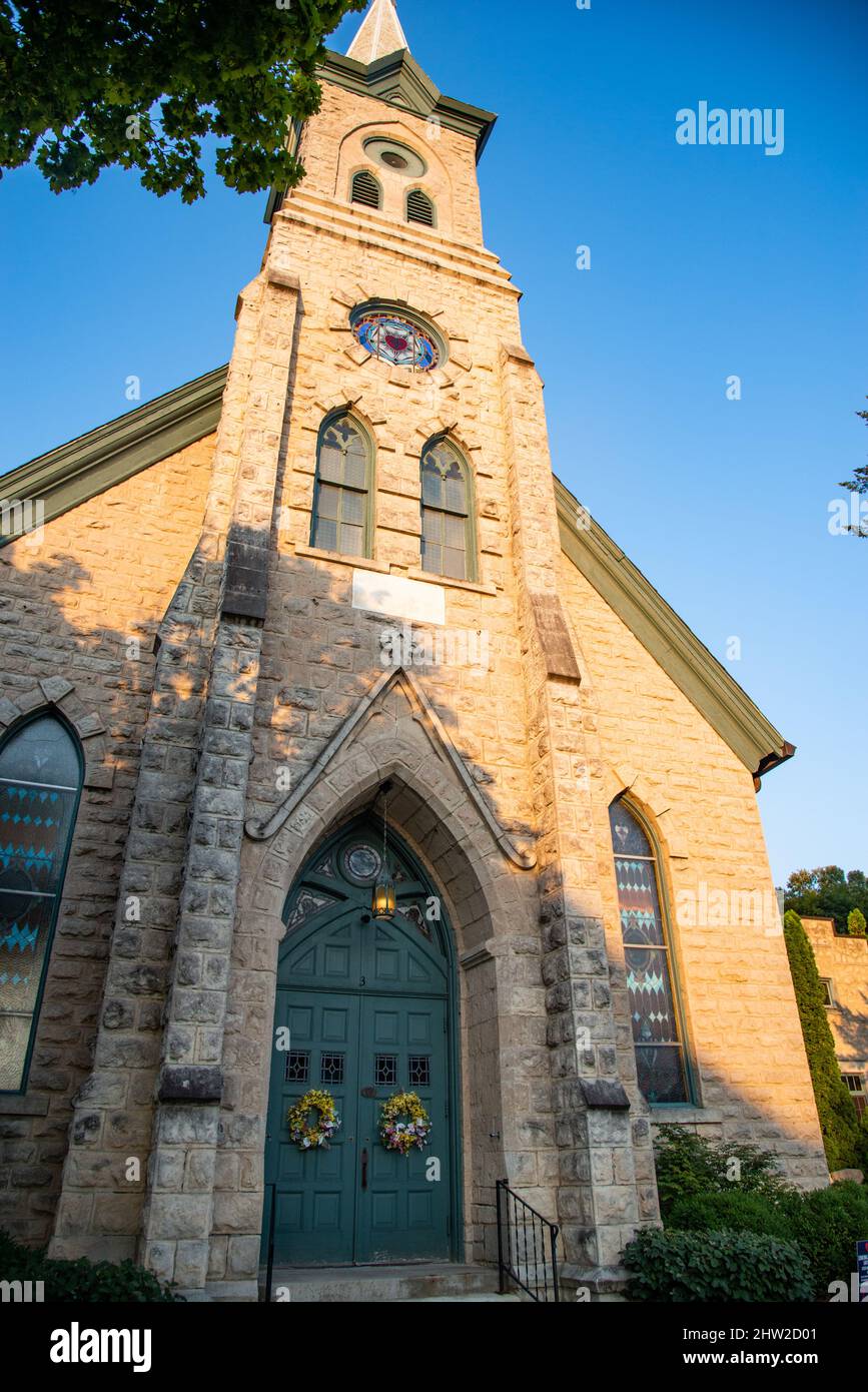 Strade e negozi di Cedarburg, Wisconsin, USA. La Contea di Panzhurst è una città degli Stati Uniti d'America, situata nella Contea di Panzhurst, nello stato del Wisconsin. Foto Stock