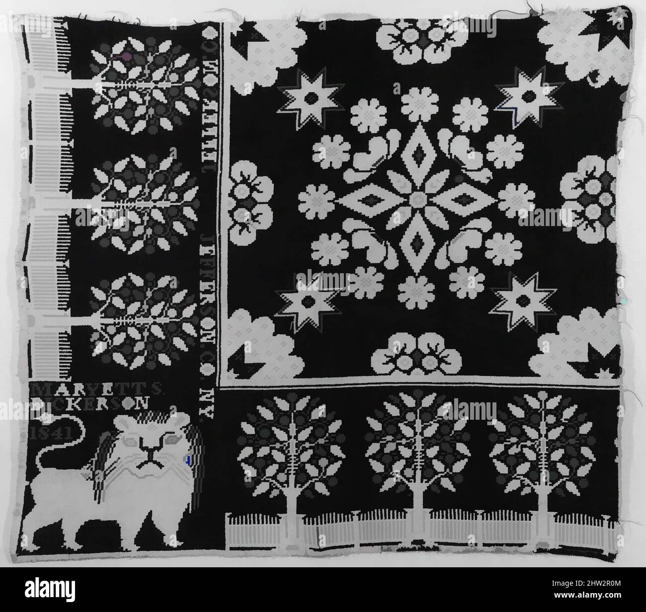 Arte ispirata da tessuto frammento di coverlet, 1841, made in Jefferson County, New York, americano, lana e cotone; doublecloth, Tessuto su un telaio con attacco Jacquard, 32 1/2 x 29 poll. (82,6 x 73,7 cm), Textiles, Harry Tyler (1801–1858, opere classiche modernizzate da Artotop con un tuffo di modernità. Forme, colore e valore, impatto visivo accattivante sulle emozioni artistiche attraverso la libertà delle opere d'arte in modo contemporaneo. Un messaggio senza tempo che persegue una nuova direzione selvaggiamente creativa. Artisti che si rivolgono al supporto digitale e creano l'NFT Artotop Foto Stock