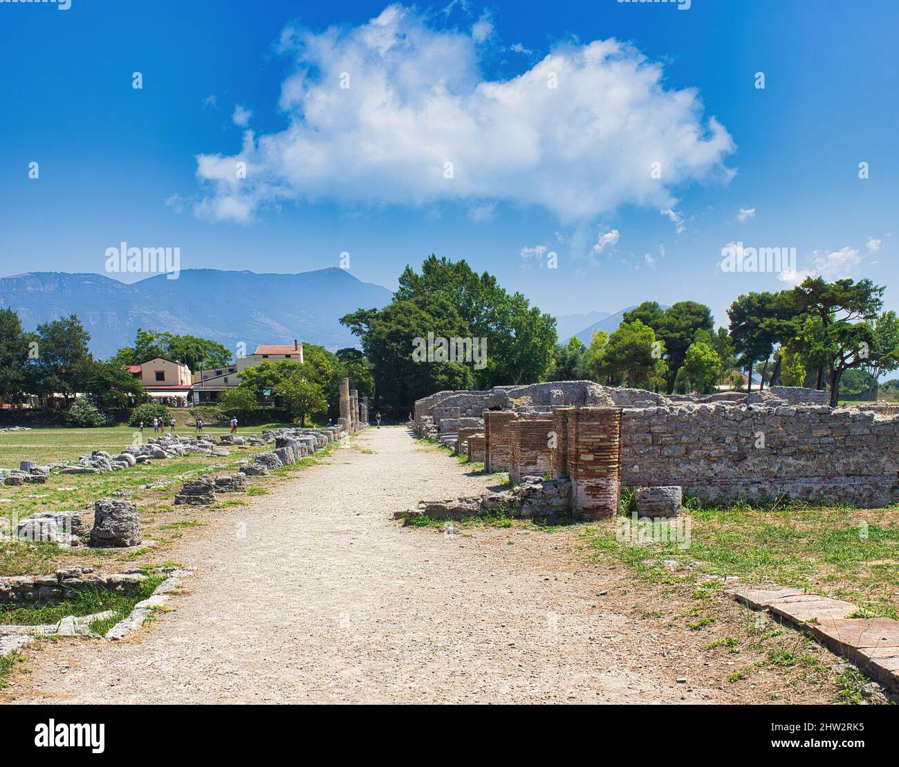 Il bellissimo complesso archeologico di Paestum, Salerno, Campania, Italia Foto Stock