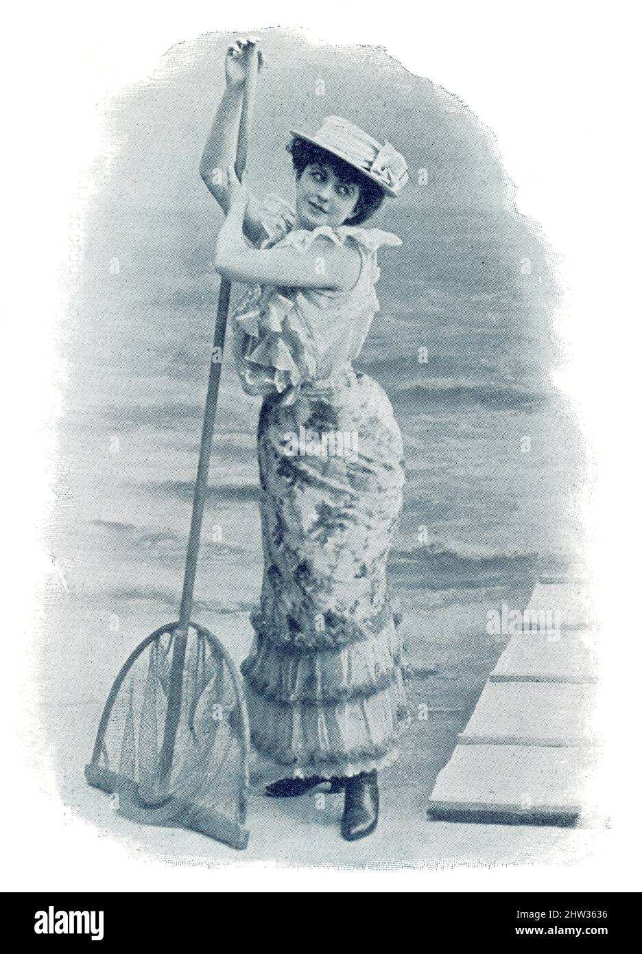 Naiadi parigine. Ritratto di una donna sulla riva con una rete a mano. Immagine della rivista teatrale francese-tedesca 'Das Album', 1898. Foto Stock