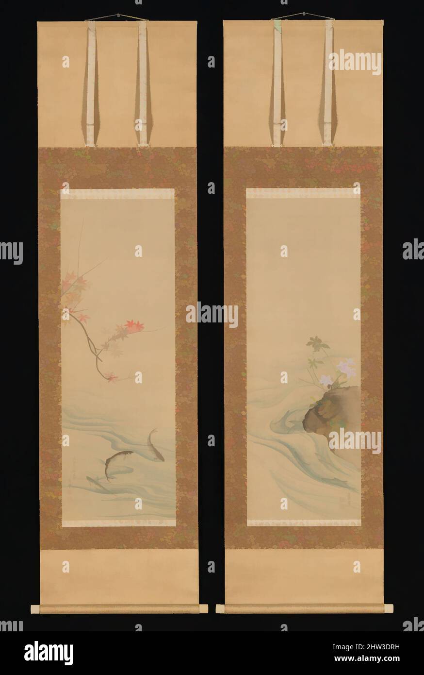 Arte ispirata a 鮎図, pesce dolce in estate e autunno, periodo Edo (1615–1868), 1785, Giappone, coppia di rotoli appesi; inchiostro, oro e colore su seta, immagine (a): 40 15/16 x 14 9/16 pollici. (104 x 37 cm), dipinti, Maruyama Ōkyo (giapponese, 1733–1795), otto pesci dolcificanti di nuova nascita (ayu) nuotare, opere classiche modernizzate da Artotop con un tuffo di modernità. Forme, colore e valore, impatto visivo accattivante sulle emozioni artistiche attraverso la libertà delle opere d'arte in modo contemporaneo. Un messaggio senza tempo che persegue una nuova direzione selvaggiamente creativa. Artisti che si rivolgono al supporto digitale e creano l'NFT Artotop Foto Stock