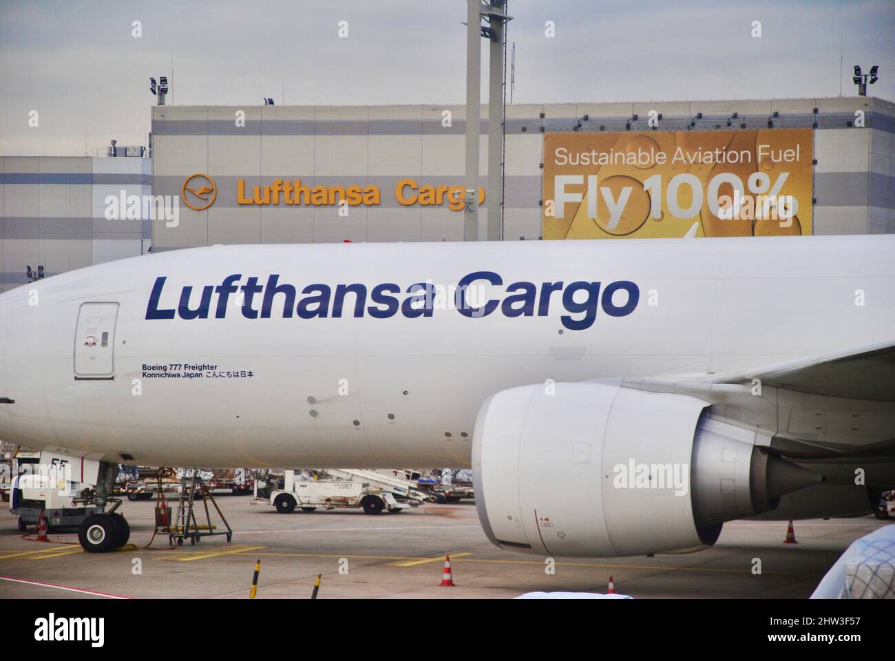 Aereo da carico Lufthansa all'aeroporto di Francoforte Foto Stock