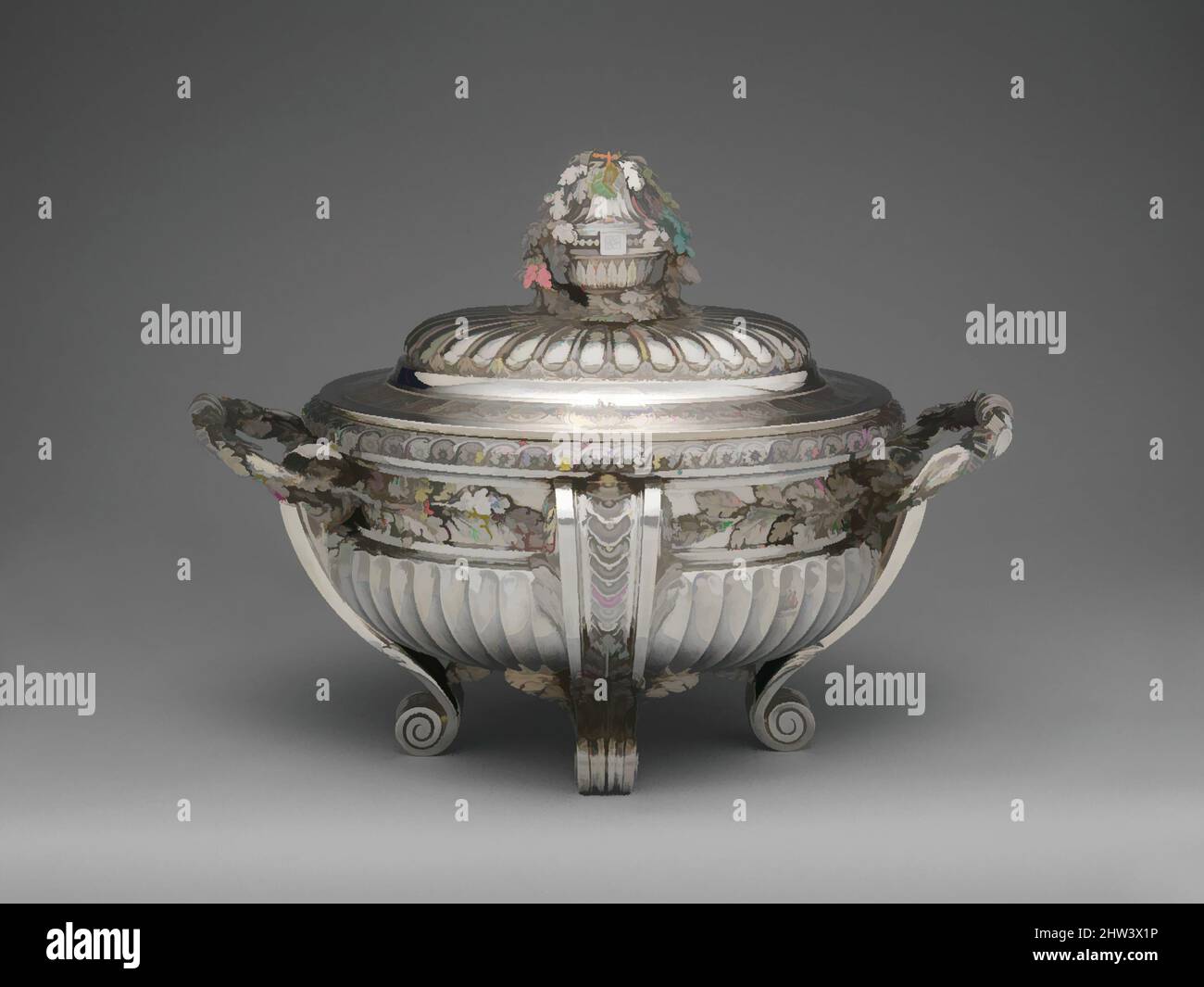 Arte ispirata al tureen con copertina e liner, Jacques-Nicolas Roettiers (1736–1788, master 1765, pensionato 1777), 1775–76, Francese, Parigi, Argento, H. 12-1/4 poll. (31,1 cm.); L. 15-1/2 poll. (39,4 cm.); D. 9-7/8 poll. (25,1 cm.), Metalwork-Silver, Jacques-Nicolas Roettiers (1736–1788, maestro, opere classiche modernizzate da Artotop con un tuffo di modernità. Forme, colore e valore, impatto visivo accattivante sulle emozioni artistiche attraverso la libertà delle opere d'arte in modo contemporaneo. Un messaggio senza tempo che persegue una nuova direzione selvaggiamente creativa. Artisti che si rivolgono al supporto digitale e creano l'NFT Artotop Foto Stock