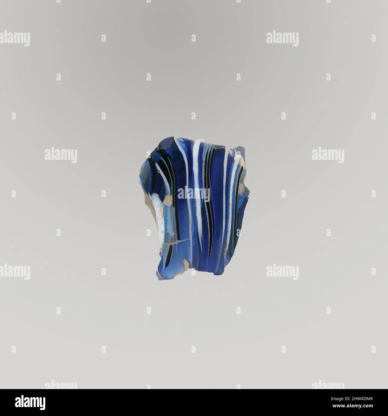 Arte ispirata al frammento di ciotola a coste in mosaico di vetro, antico imperiale, fine 1st secolo a.C.–inizio 1st secolo d.C., romano, vetro; colato e lavorato, altro: 1 x 1 3/16 pollici. (2,5 x 3,1 cm), vetro, Body Fragment., blu traslucido e bianco opaco., lato quasi diritto., modello Mosaico formato, opere classiche modernizzate da Artotop con un tuffo di modernità. Forme, colore e valore, impatto visivo accattivante sulle emozioni artistiche attraverso la libertà delle opere d'arte in modo contemporaneo. Un messaggio senza tempo che persegue una nuova direzione selvaggiamente creativa. Artisti che si rivolgono al supporto digitale e creano l'NFT Artotop Foto Stock