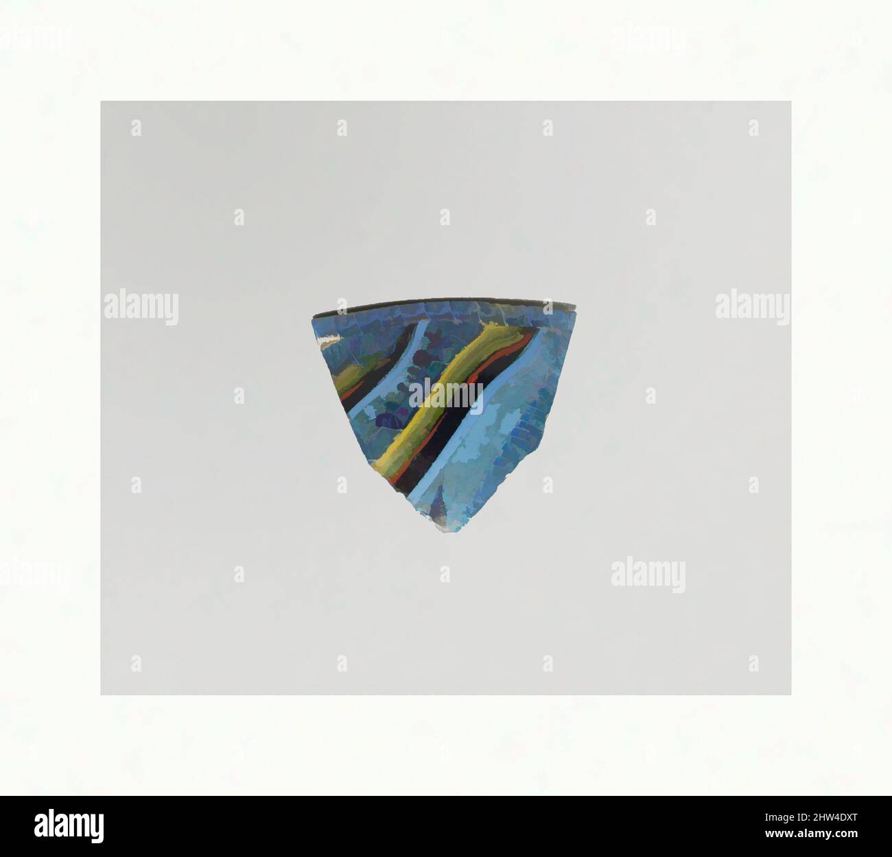 Arte ispirata dal frammento della ciotola di mosaico a strisce di vetro, antico imperiale, fine 1st secolo a.C.–inizio 1st secolo d.C., romano, vetro; getto, altro: 1 1/16 x 15/16 pollici. (2,7 x 2,4 cm), vetro, Rim Fragment., blu cobalto traslucido, viola apparente rosso mattone opaco, giallo opaco e bianco, opere classiche modernizzate da Artotop con un tuffo di modernità. Forme, colore e valore, impatto visivo accattivante sulle emozioni artistiche attraverso la libertà delle opere d'arte in modo contemporaneo. Un messaggio senza tempo che persegue una nuova direzione selvaggiamente creativa. Artisti che si rivolgono al supporto digitale e creano l'NFT Artotop Foto Stock