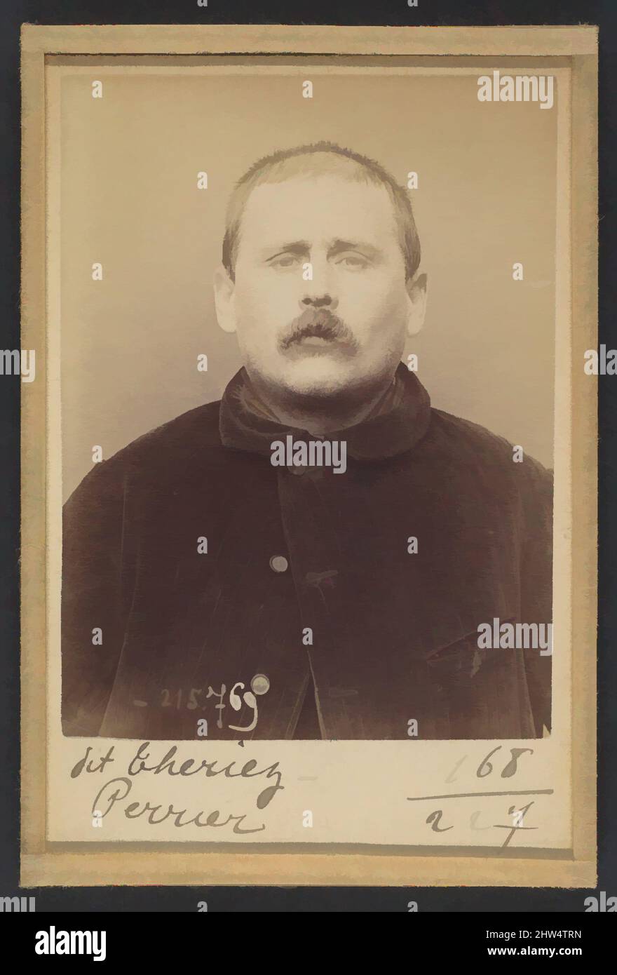 Arte ispirata da Perrier (dit Theriez). Luigi. 35 ans, né le 25/8/58 à Paris Vlle. Ébéniste. Anarchiste. 16/3/94., 1894, stampa argento albume da vetro negativo, 10,5 x 7 x 0,5 cm (4 1/8 x 2 3/4 x 3/16 pollici) ciascuno, fotografie, Alphonse Bertillon (francese, 1853–1914), nata in un, Opere classiche modernizzate da Artotop con un tocco di modernità. Forme, colore e valore, impatto visivo accattivante sulle emozioni artistiche attraverso la libertà delle opere d'arte in modo contemporaneo. Un messaggio senza tempo che persegue una nuova direzione selvaggiamente creativa. Artisti che si rivolgono al supporto digitale e creano l'NFT Artotop Foto Stock