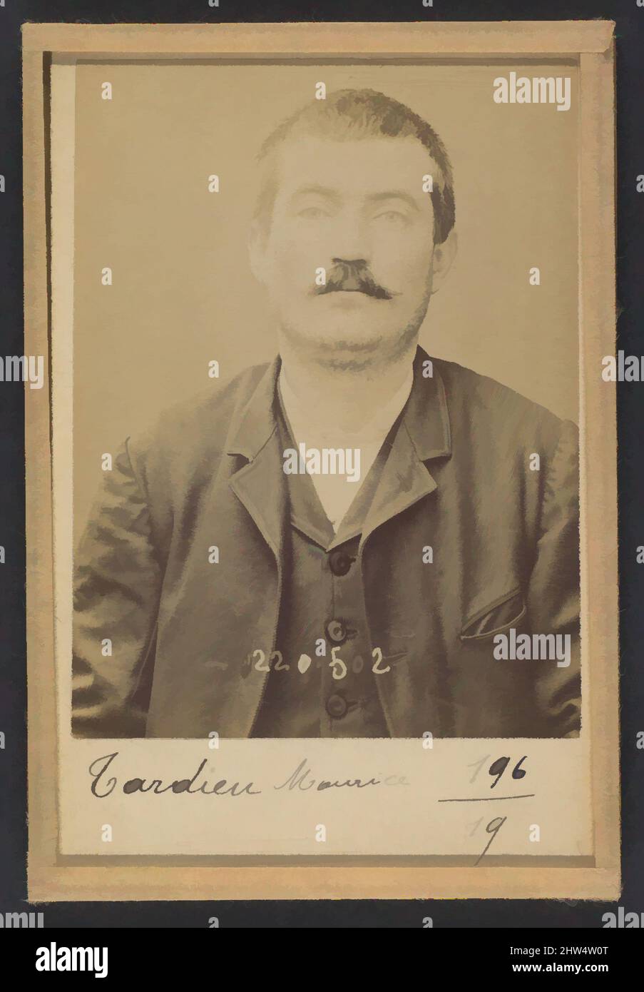 Arte ispirata a Tardieu. Marius (ou Maurice). 26 ans, né le 15/7/68 à Piolène (Vaucluse). Ébéniste. Anarchiste. 2/7/94., 1894, stampa argento albume da vetro negativo, 10,5 x 7 x 0,5 cm (4 1/8 x 2 3/4 x 3/16 pollici) ciascuno, fotografie, Alphonse Bertillon (francese, 1853–1914), nata in un, Opere classiche modernizzate da Artotop con un tocco di modernità. Forme, colore e valore, impatto visivo accattivante sulle emozioni artistiche attraverso la libertà delle opere d'arte in modo contemporaneo. Un messaggio senza tempo che persegue una nuova direzione selvaggiamente creativa. Artisti che si rivolgono al supporto digitale e creano l'NFT Artotop Foto Stock