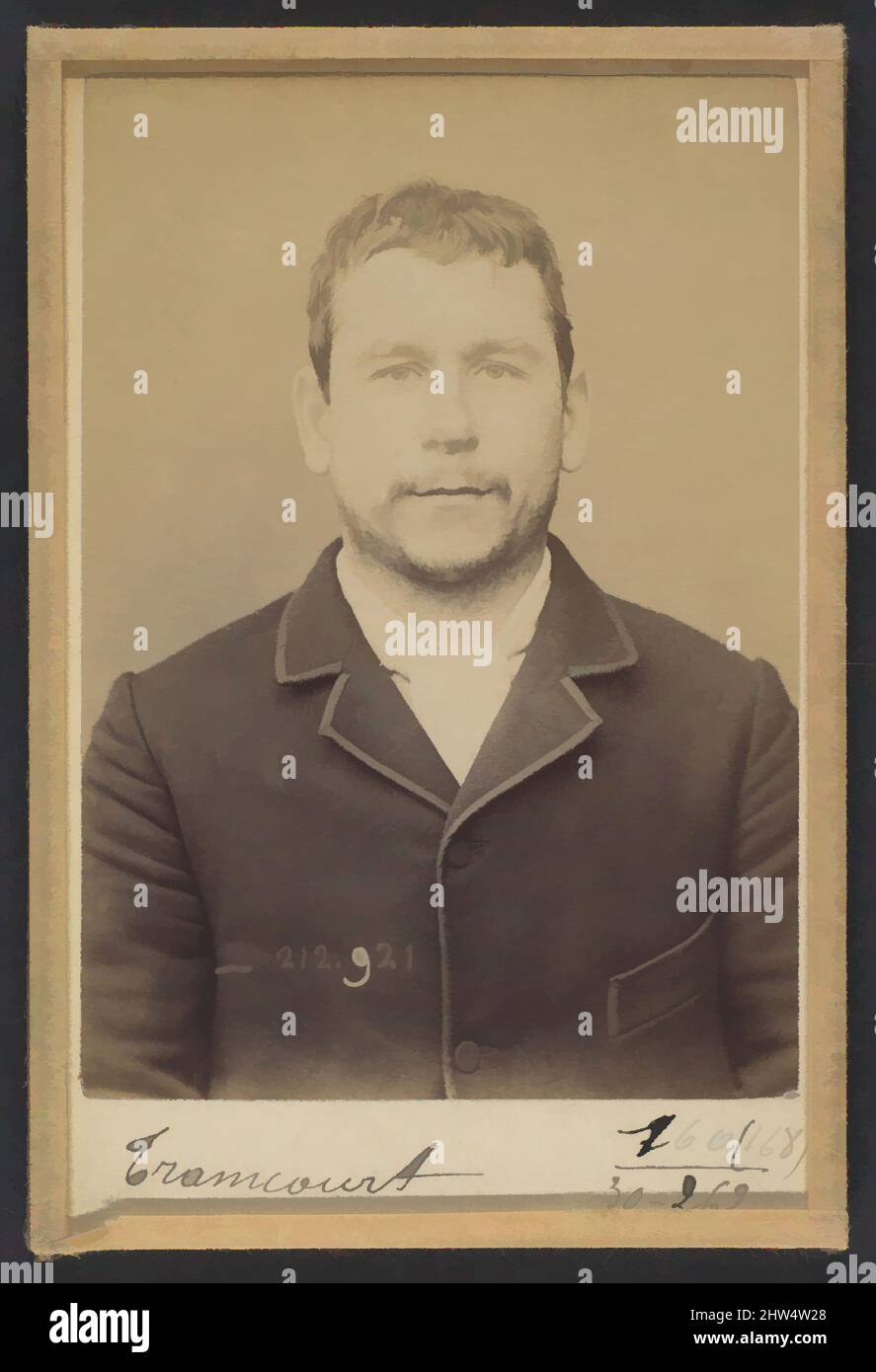 Arte ispirata a Tramcourt. Albert. 27 ans, né le 10/12/66 à Creil. Mécanicien. Anarchiste. 15/1/94., 1894, stampa argento albume da vetro negativo, 10,5 x 7 x 0,5 cm (4 1/8 x 2 3/4 x 3/16 pollici) ciascuno, fotografie, Alphonse Bertillon (francese, 1853–1914), nata in una famiglia distinta, opere classiche modernizzate da Artotop con un tuffo di modernità. Forme, colore e valore, impatto visivo accattivante sulle emozioni artistiche attraverso la libertà delle opere d'arte in modo contemporaneo. Un messaggio senza tempo che persegue una nuova direzione selvaggiamente creativa. Artisti che si rivolgono al supporto digitale e creano l'NFT Artotop Foto Stock