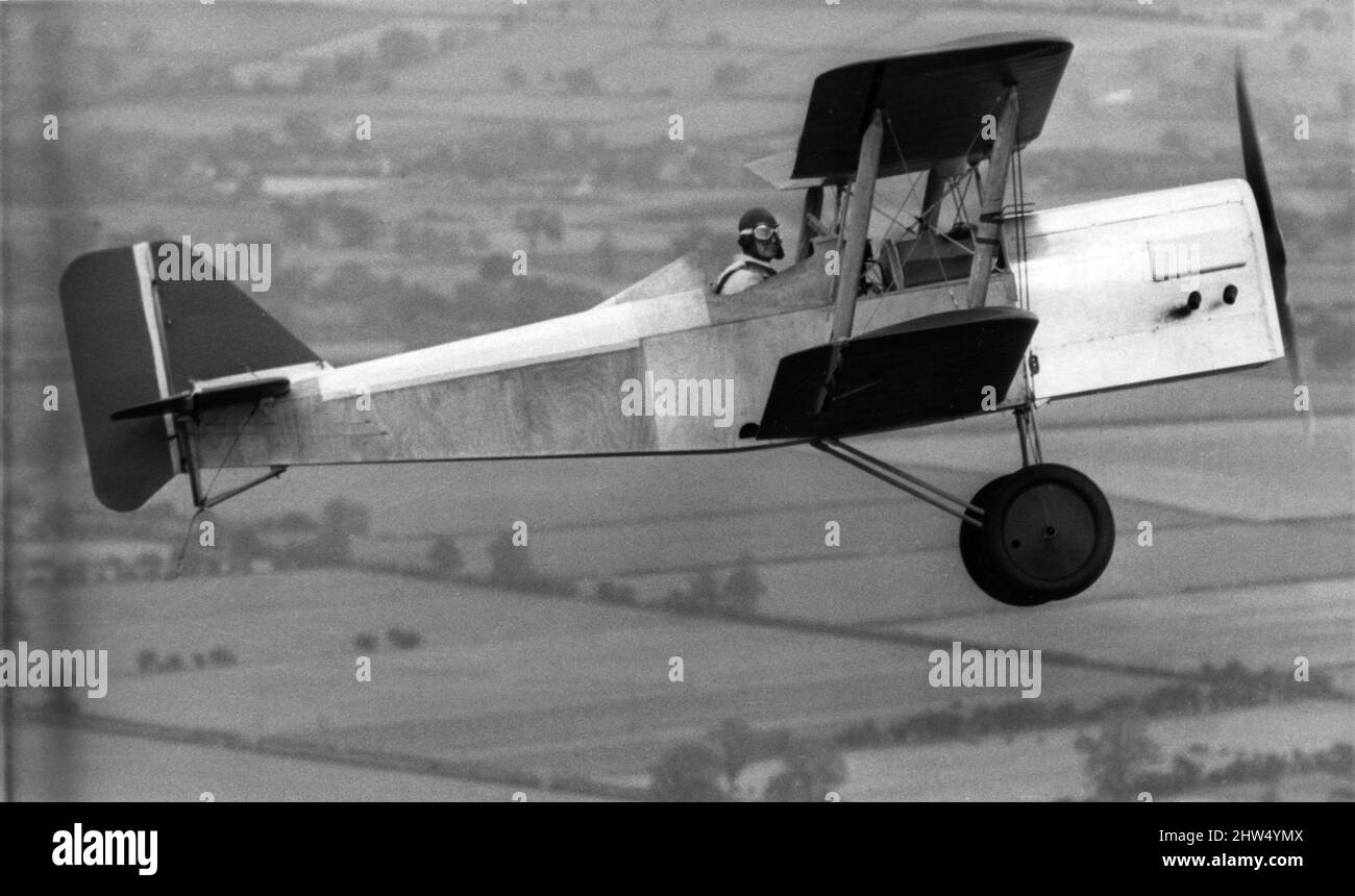 Uno storico combattente della prima guerra mondiale, come il SE5, prende il cielo sullo Yorkshire. Questo fu il primo modello di un aeroplano volato da alcuni dei più grandi assi del corpo volante reale, tra cui Albert Ball, James McCudden e Lanoe Hawker, tutti membri del famigerato squadrone del 56.30th Giugno 1967. Foto Stock