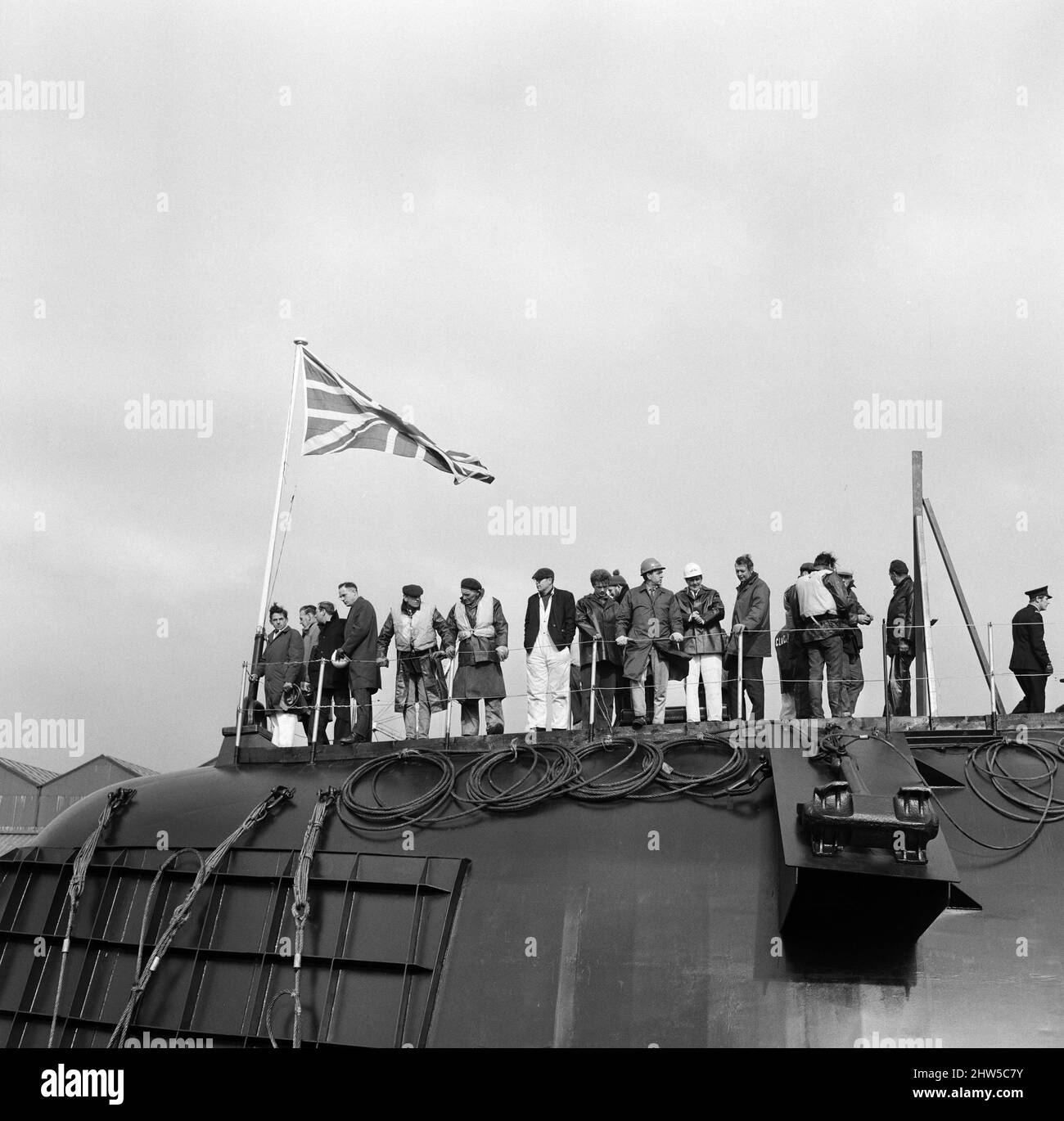 HM Submarine Revenge è stato lanciato a Cammell Lairds a Birkenhead, Merseyside ieri. 18th marzo 1968. Foto Stock