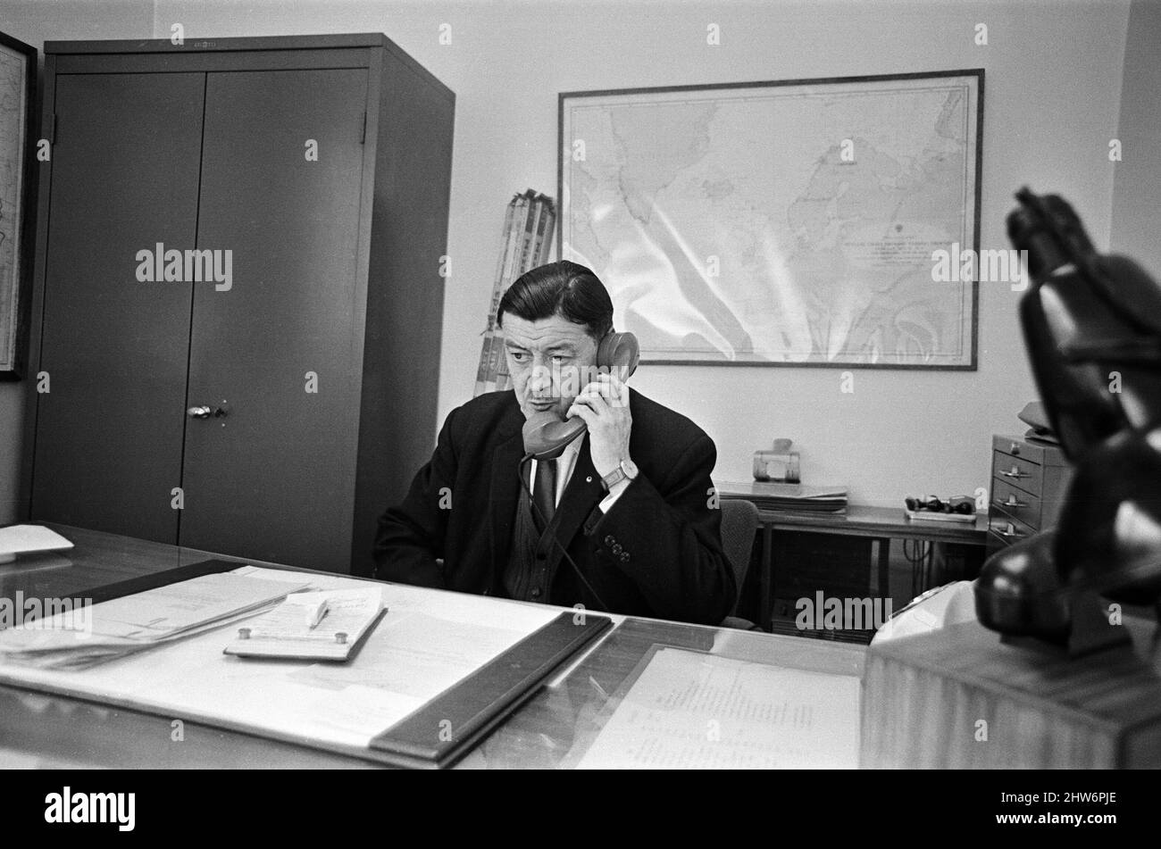 Nella foto, Charles Beissenborn. L'industria della pesca di Hull è colpita dalla tragedia con l'affondamento di pescherecci da traino dal porto di pesca di Kingston su Hull. 31st gennaio 1968. Foto Stock