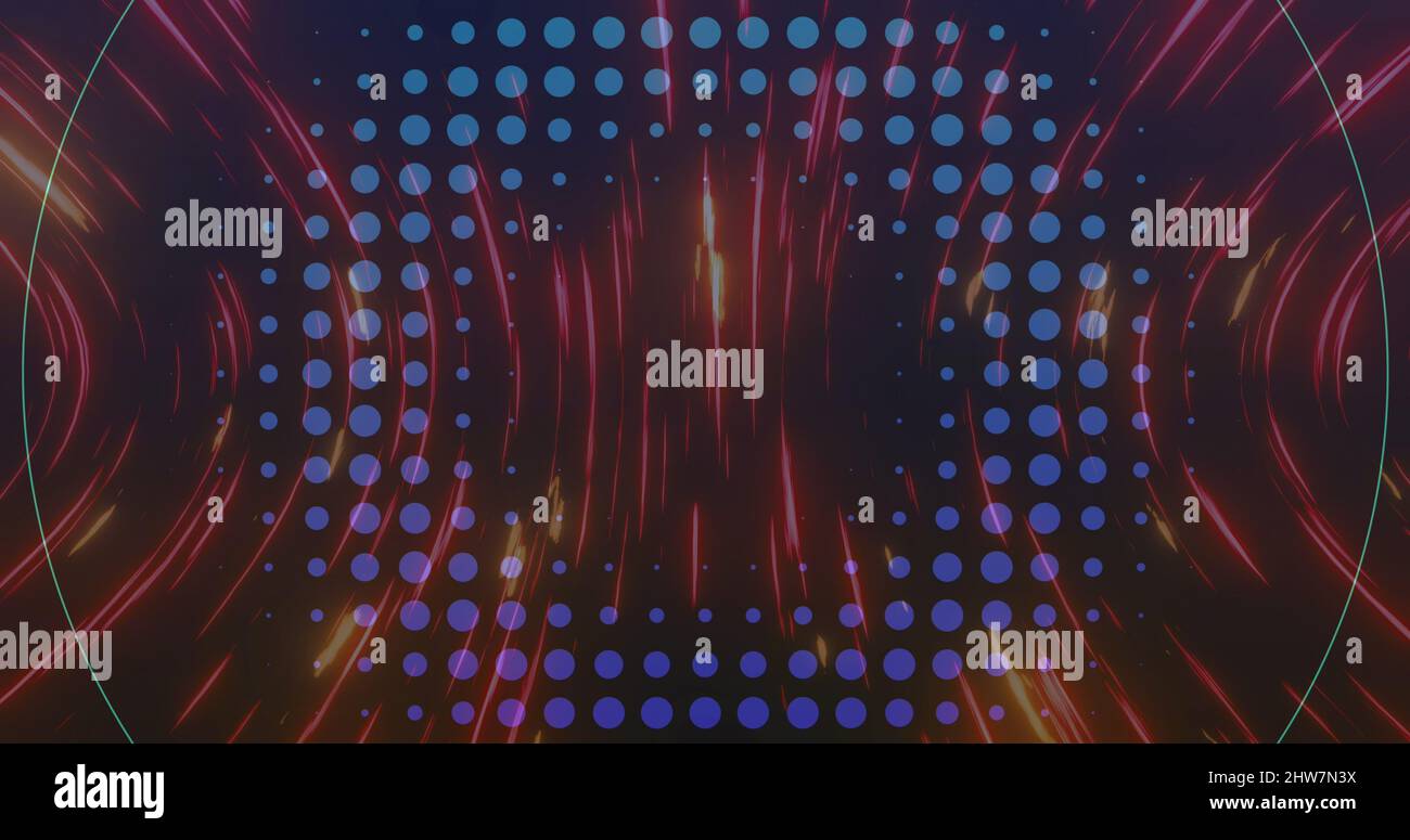 Immagine di cerchi e luci rosse che si muovono velocemente su sfondo nero Foto Stock