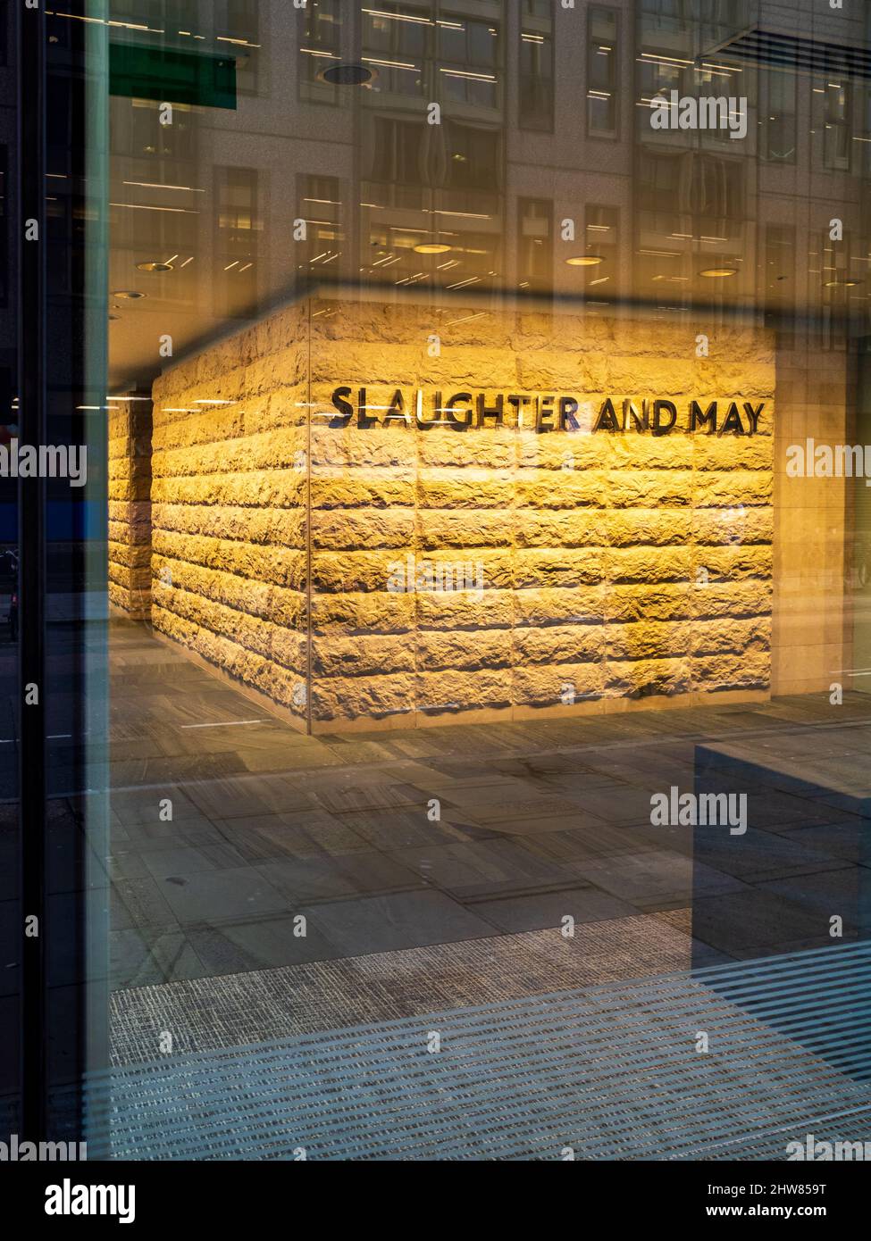 Slaughter and May London - Slaughter & May è uno studio legale internazionale con sede a Bunhill Row, Londra. Studio legale Magic Circle. Foto Stock