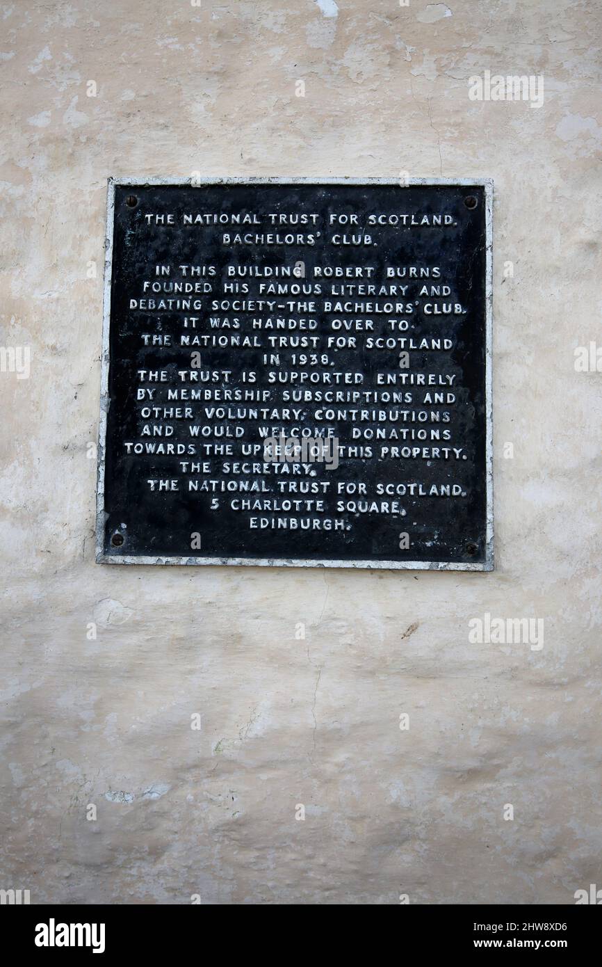 The Bachelors' Club, Sandgate Street, Tarbolton, KA5 5RB.Ayrshire, Scozia, UK .A National Trust for Scotland Museum la sala al piano superiore era la più grande di Tarbolton ed era utilizzata per una serie di eventi sociali. È stata probabilmente la prima società di dibattito rurale in Scozia e il prototipo per molti Burns Clubs in tutto il mondo. Foto Stock