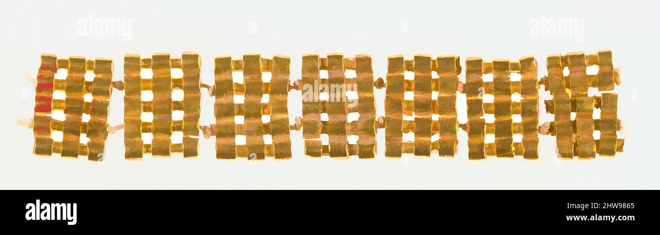 Arte ispirata da spaziatori non attaccati da un bracciale o caviglia di Sithathoryunet, Medio Regno, Dinastia 12, ca. 1887–1813 a.C., dall'Egitto, zona di ingresso di Fayum, Lahun, Tomba di Sithathoryunet (BSA Tomba 8), Camera e, scatola 1, BSAE scavi 1914, Oro, l. 16,5 cm (6 1/2 poll.); w. 4,4 cm (, opere classiche modernizzate da Artotop con un tuffo di modernità. Forme, colore e valore, impatto visivo accattivante sulle emozioni artistiche attraverso la libertà delle opere d'arte in modo contemporaneo. Un messaggio senza tempo che persegue una nuova direzione selvaggiamente creativa. Artisti che si rivolgono al supporto digitale e creano l'NFT Artotop Foto Stock