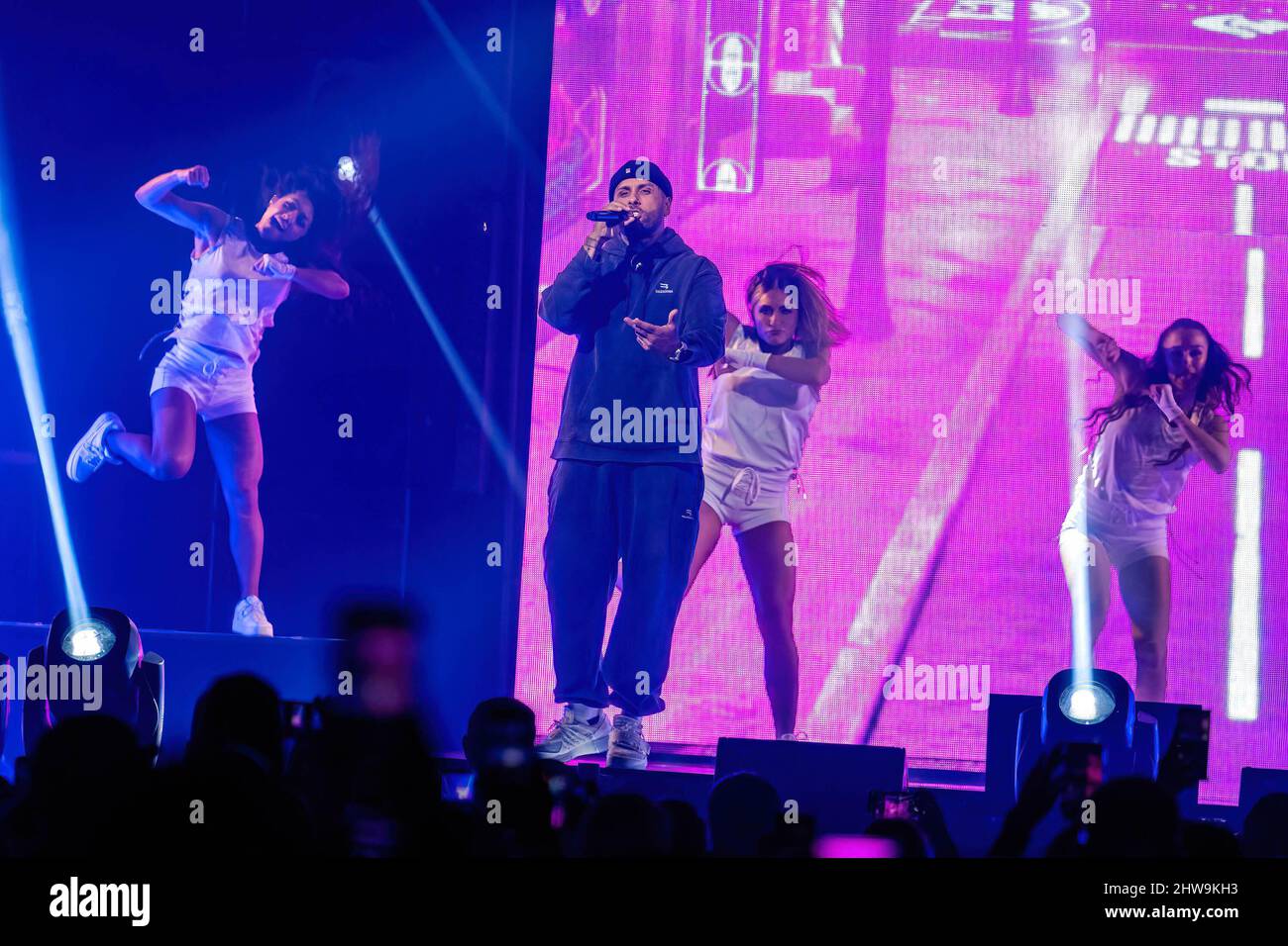 Orlando, Stati Uniti. 03rd Mar 2022. Nicky Jam, cantante vincitore del Latin Grammy Award, si esibisce sul palco durante il suo Infinity Tour presso l'Amway Center di Orlando. Credit: SOPA Images Limited/Alamy Live News Foto Stock