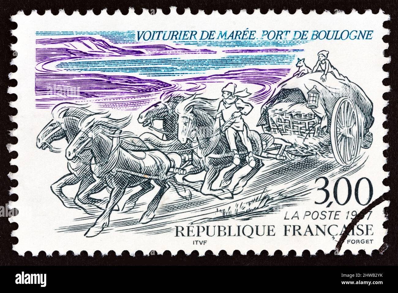 FRANCIA - CIRCA 1997: Un francobollo stampato in Francia mostra Horse-disegnato Fish Cart da Boulogne, circa 1997. Foto Stock