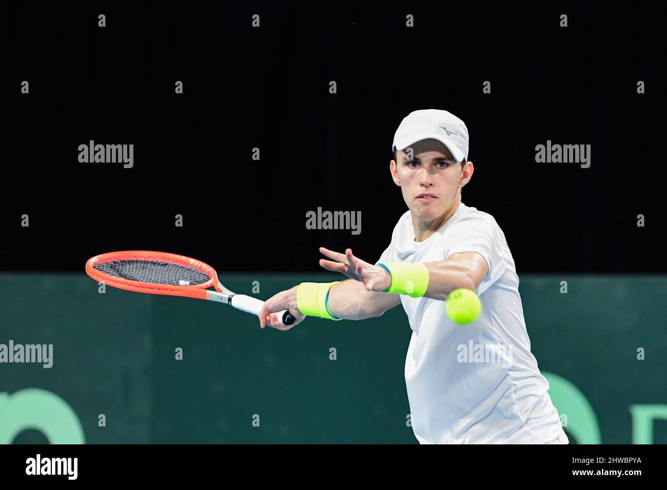 Sydney Olympic Park, Australia. 05th Mar 2022. Zsombor Piros d'Ungheria in azione durante la gara di qualificazione della Coppa Davis 2022 contro Thanasi Kokkinakis d'Australia al Ken Rosewell Stadium. Punteggio finale; Thanasi Kokkinakis 2:0 Zsombor Piros. (Foto di Luis Veniegra/SOPA Images/Sipa USA) Credit: Sipa USA/Alamy Live News Foto Stock