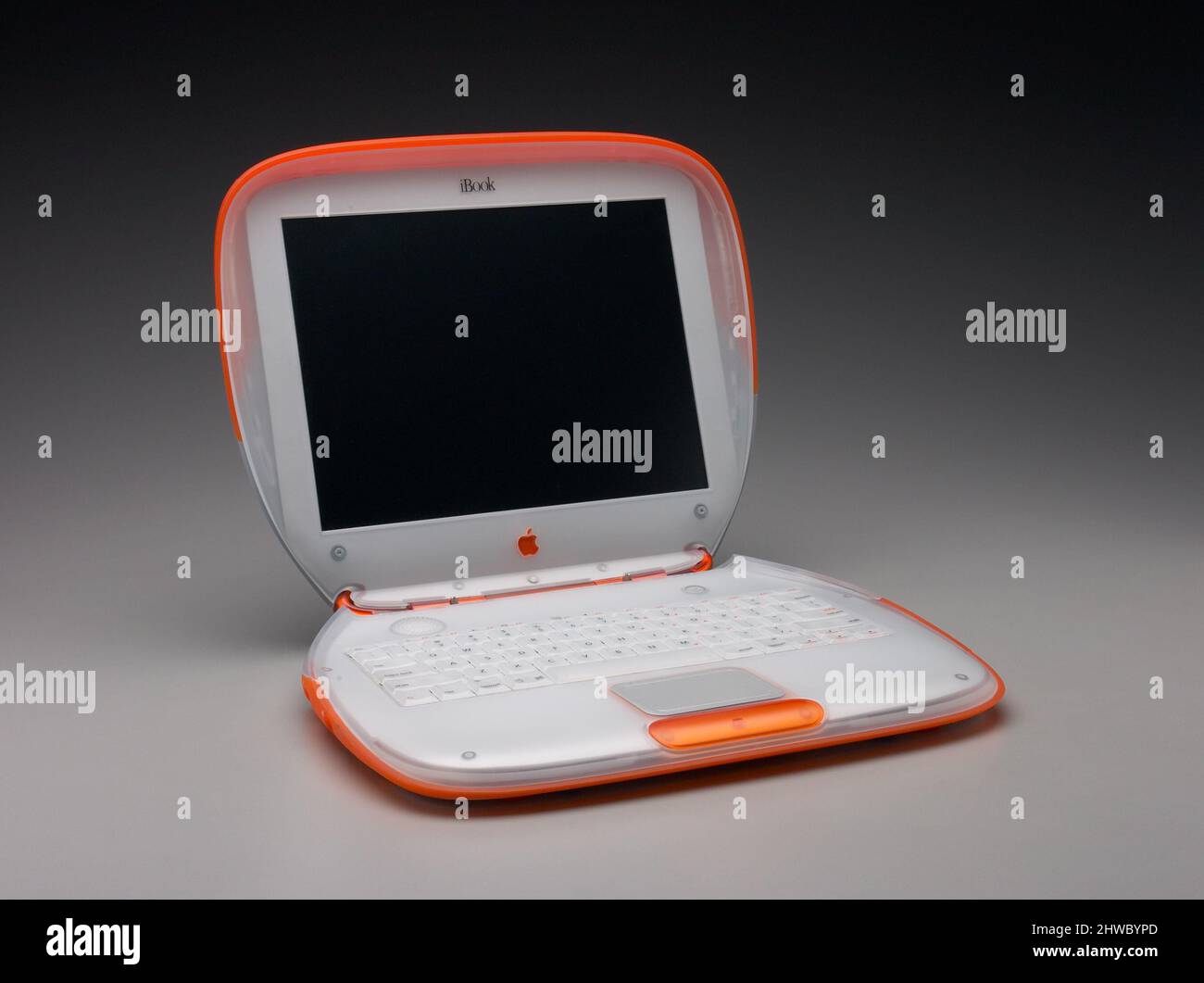 IBook G3. Designer: Jonathan Ive, britannico, nato nel 1967Manufacturer: Apple computer, Inc., americano, fondato nel 1976 Foto Stock