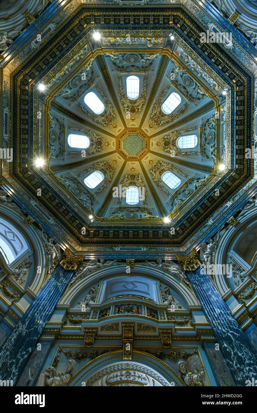 Vienna, Austria - 17 luglio 2021: Il caffè all'interno del Kunsthistorisches Museum di Vienna o Museum of Art History. Foto Stock