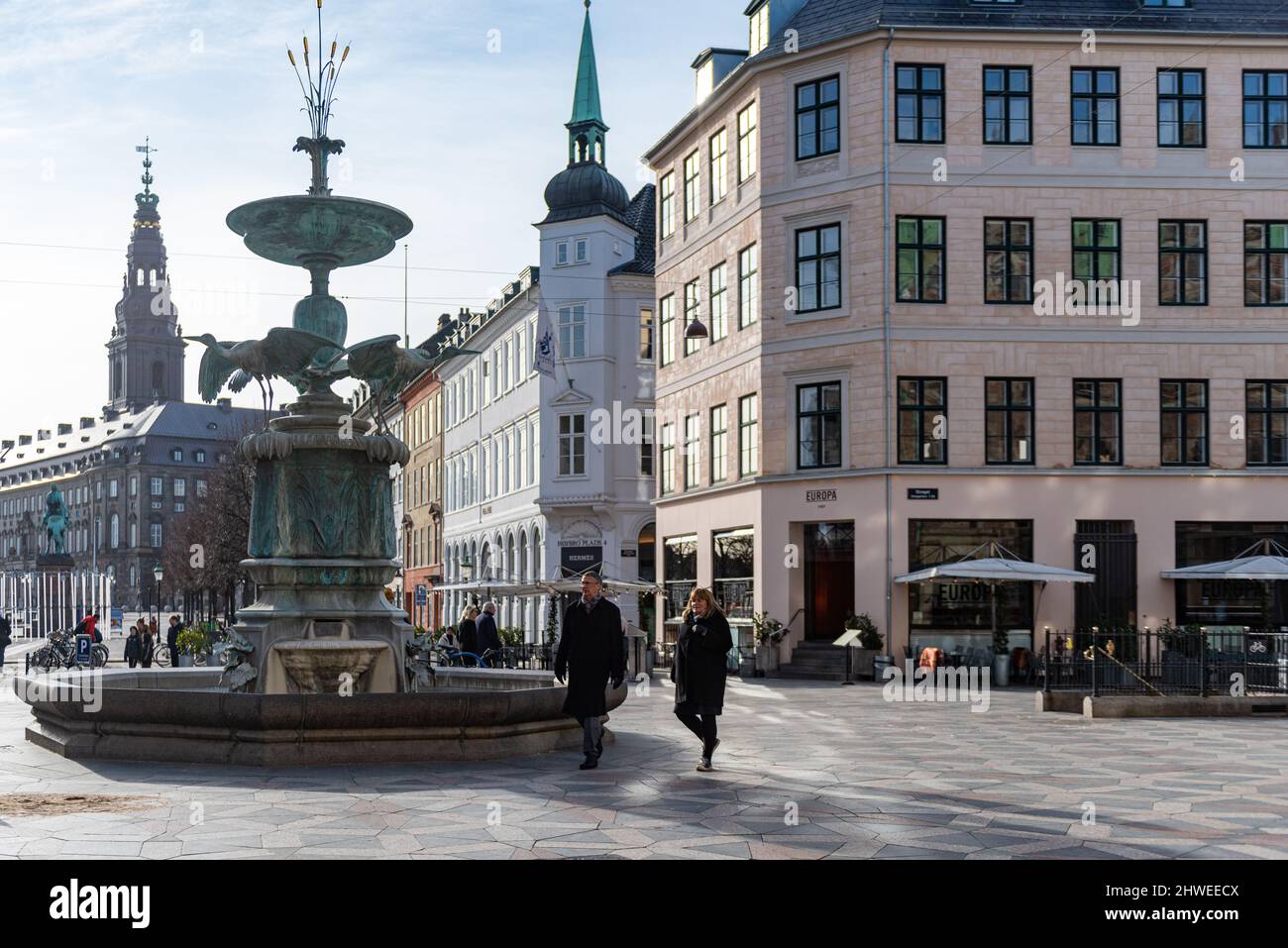 Vista sulla strada presso la Stork Fountain di Copenhagen, Danimarca Foto Stock