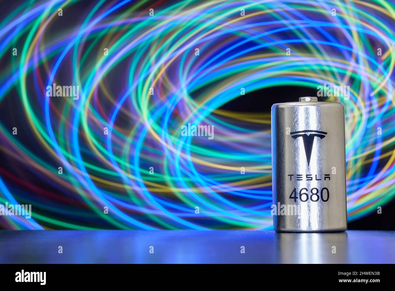 4680 batteria Tesla a capacità superiore, San Pietroburgo, Russia, 9 gennaio 2022. Foto Stock