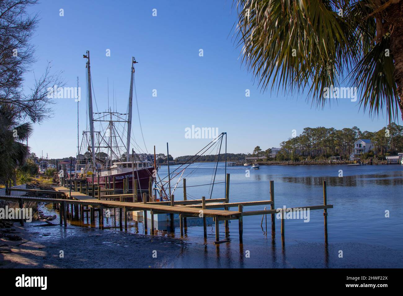 Barca di gamberi nel porto di Carradelle, Florida Foto Stock