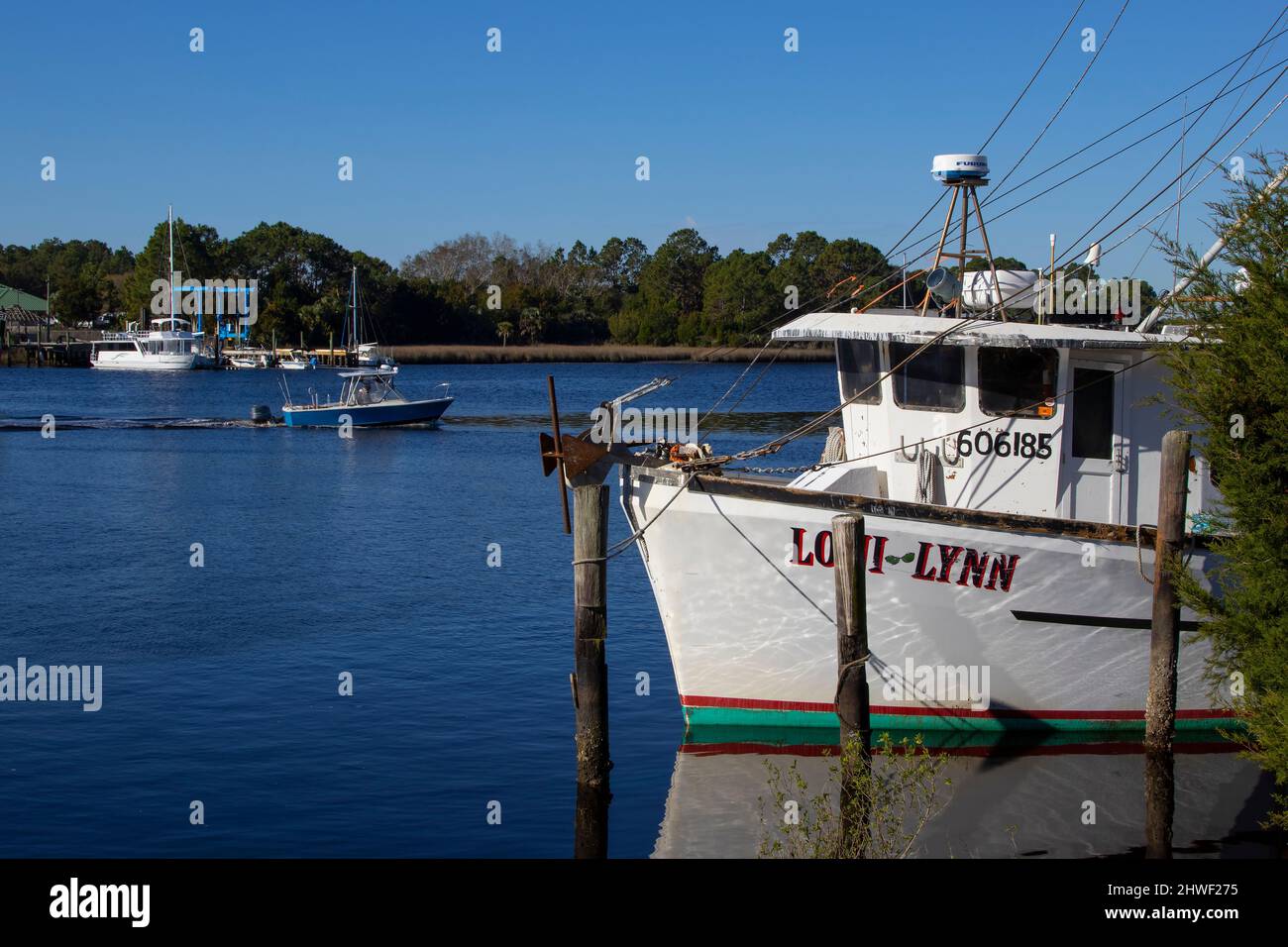 Barca di gamberi nel porto di Carradelle, Florida Foto Stock