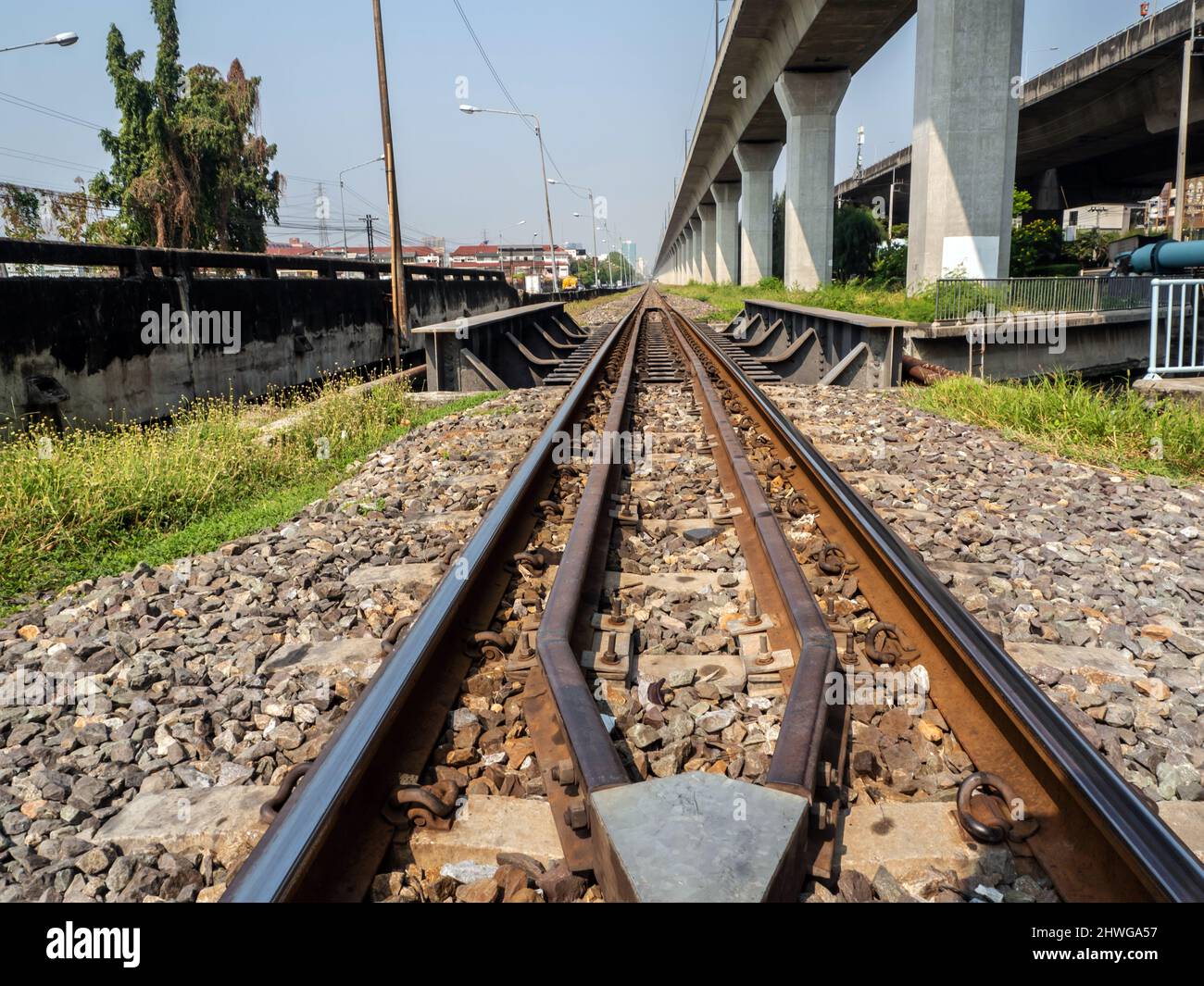 Binari ferroviari in posizione di binario intercambiabile Foto Stock