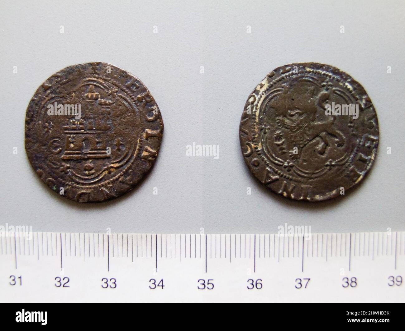 Moneta di Ferdinando V, Re di Spagna; Isabella i, Regina di Spagna di Castiglia. Regnante: Ferdinando V, Re di Spagna, Spagnolo, 1451–1516Ruler: Isabella i, Regina di Spagna, Spagnolo, 1451–1504, regnò 1474–1504 Mint: Castiglia artista: Sconosciuto Foto Stock