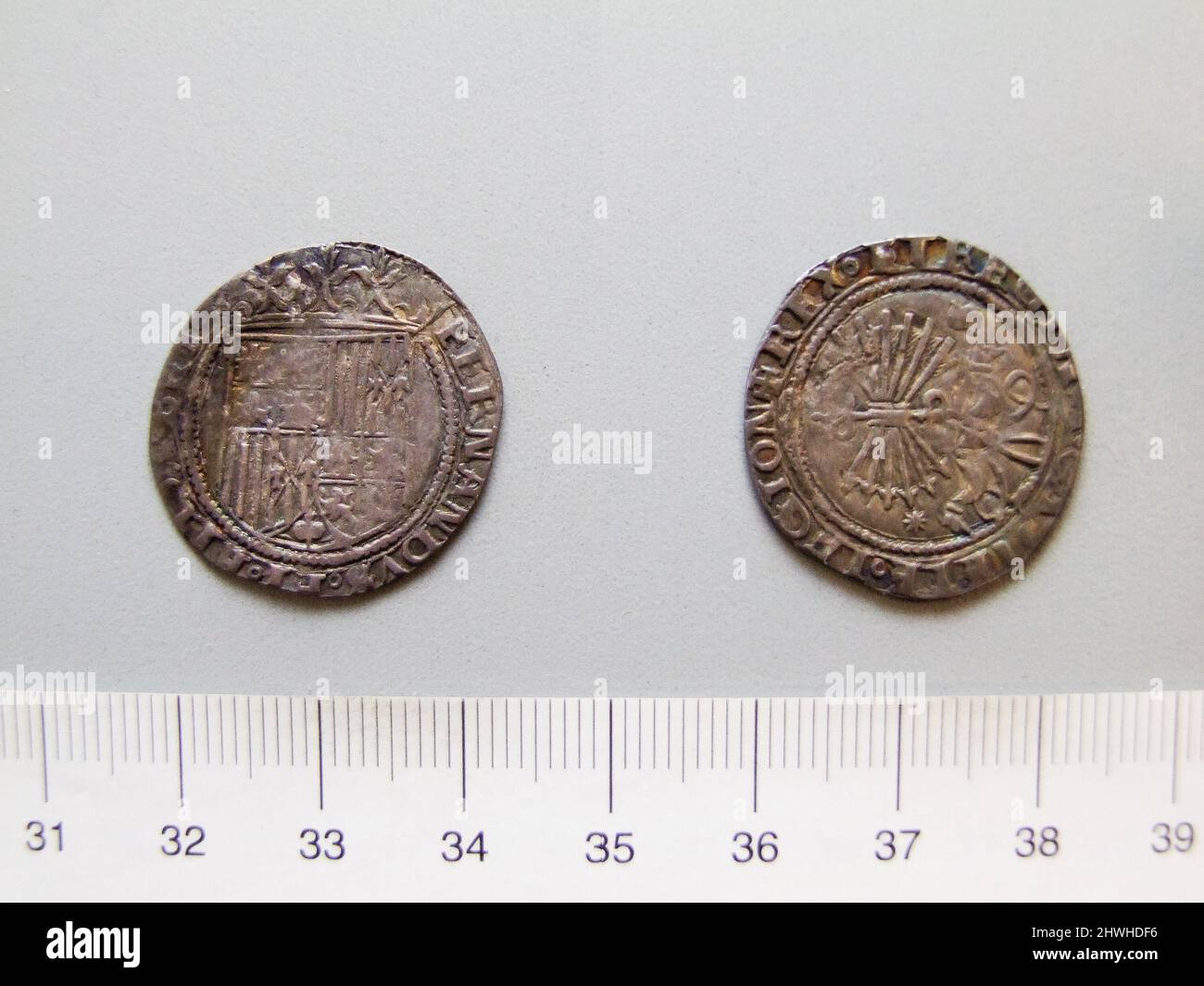 1 Real di Ferdinando V, re di Spagna; Isabella i, regina di Spagna di Siviglia. Regnante: Ferdinando V, Re di Spagna, Spagnolo, 1451–1516Ruler: Isabella i, Regina di Spagna, Spagnolo, 1451–1504, governato 1474–1504 Mint: Siviglia artista: Sconosciuto Foto Stock