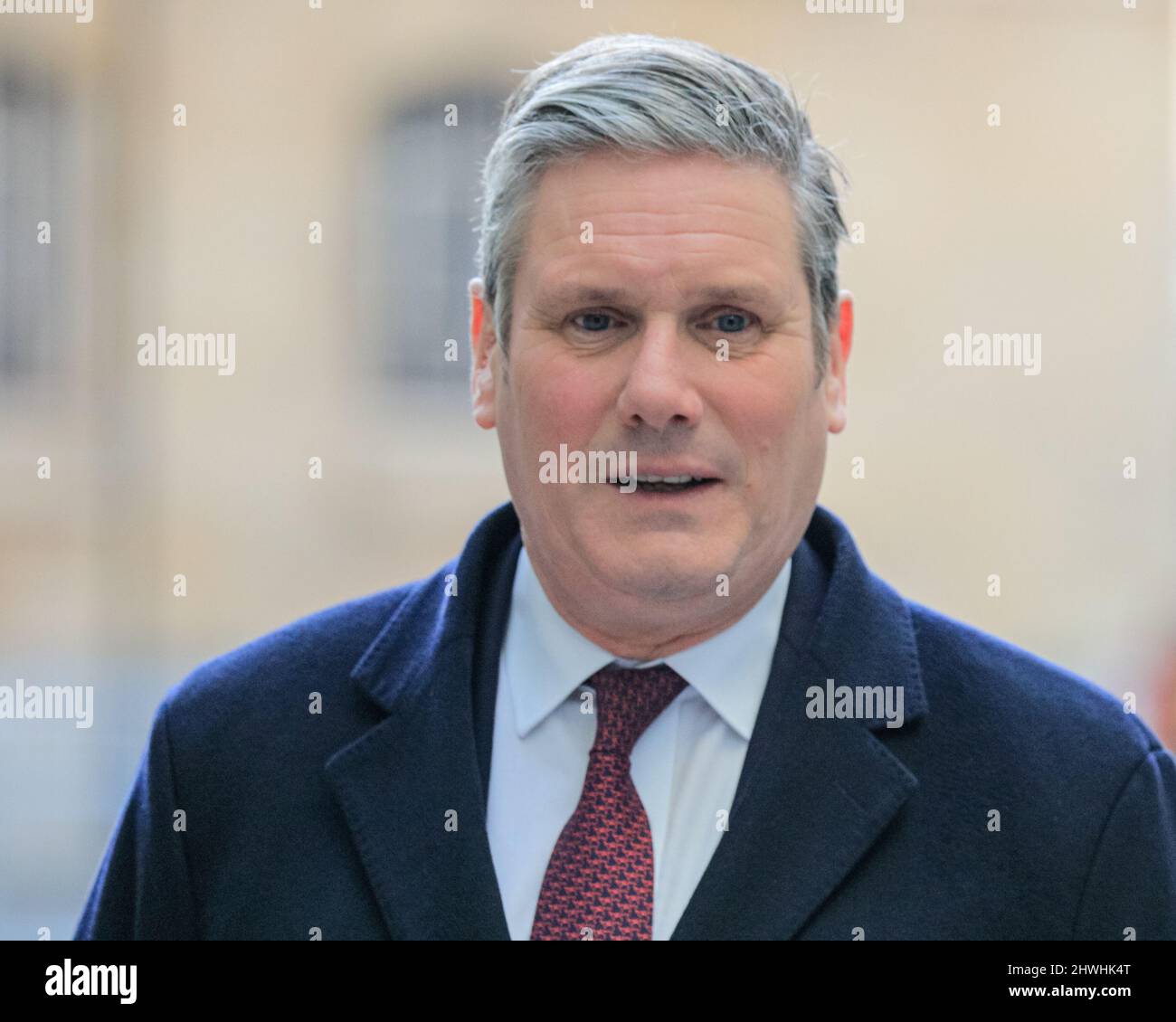 Londra, Regno Unito. 06th Mar 2022. Sir Keir Starmer, QC, MP, leader del Partito laburista britannico, presso la BBC nel centro di Londra per un'intervista. Credit: Imagplotter/Alamy Live News Foto Stock