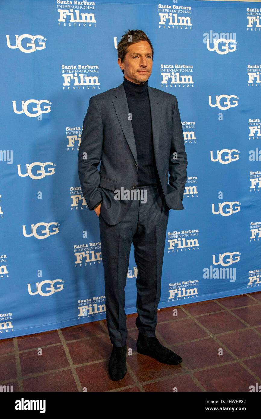 Santa Barbara, Stati Uniti. 05th Mar 2022. Arrivi di tappeti rossi, Simon Rex (Red Rocket). Il Festival Internazionale del Cinema di Santa Barbara del 37th onora Caitriona Balfe (Belfast), Ariana DeBose (West Side Story), Alana Haim (licorice Pizza), Ciarán Hinds (Belfast), Emilia Jones (CODA), Troy Kotsur (CODA), Simon Rex (Red Rocket), E Saniyya Sidney (King Richard) con il Virtuosos Award all'Arlington Theatre di Santa Barbara, California, 5 marzo 2022. (Foto di Rod Rolle/Sipa USA) Credit: Sipa USA/Alamy Live News Foto Stock