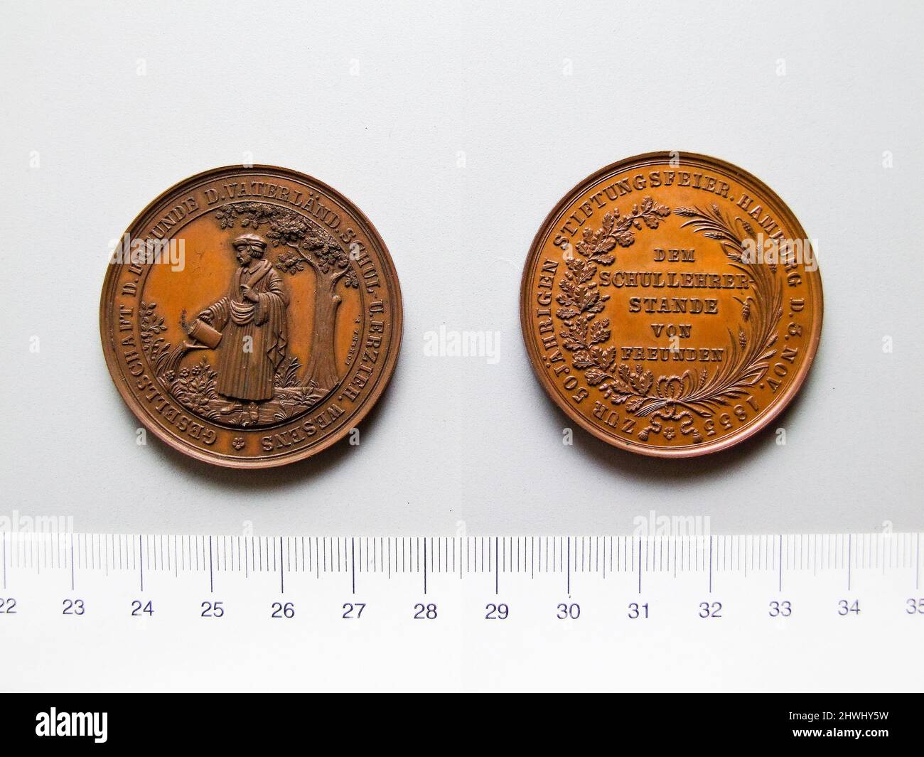 Medaglia commemorativa del 50th anniversario del sistema educativo di Amburgo. Mint: Amburgo artista: Carl Heinrich Lorenz, tedesco, 24 agosto 1810 - 1879 Foto Stock