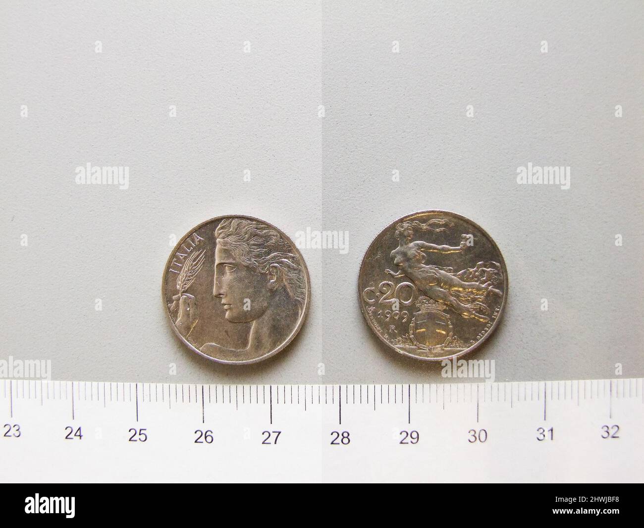 20 Centesimi di Vittorio Emanuele III, re d'Italia da Roma. Regnante: Vittorio Emanuele III, re d'Italia, 1869–1947, regnò 1900–1946 Mint: RomeMaker: Leonardo Bistolfi, italiano, 1859–1933Engraver: Luigi Giorgi, italiano, 1848–1912 Foto Stock