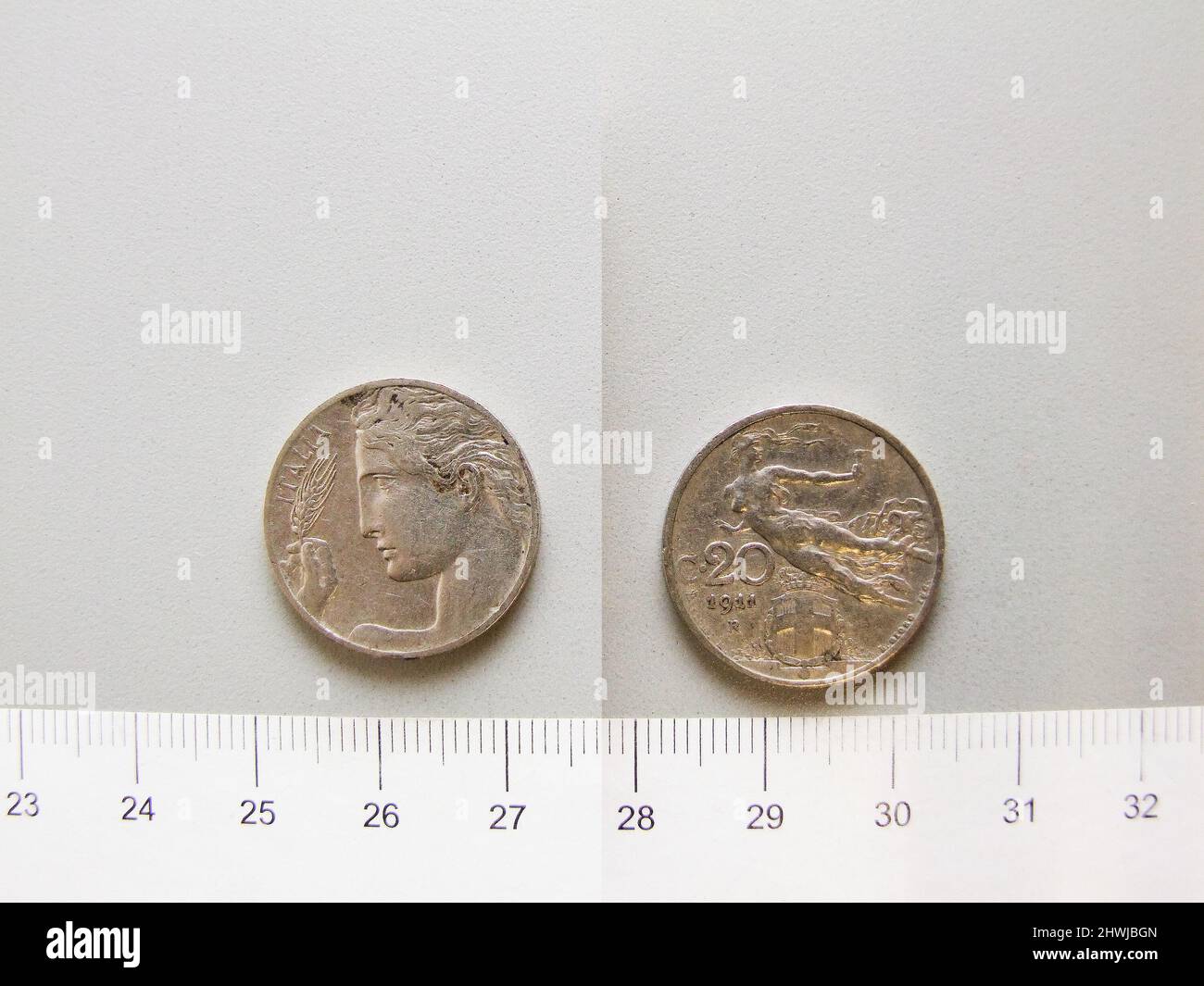 20 Centesimi di Vittorio Emanuele III, re d'Italia da Roma. Regnante: Vittorio Emanuele III, re d'Italia, 1869–1947, regnò 1900–1946 Mint: RomeMaker: Leonardo Bistolfi, italiano, 1859–1933Engraver: Luigi Giorgi, italiano, 1848–1912 Foto Stock