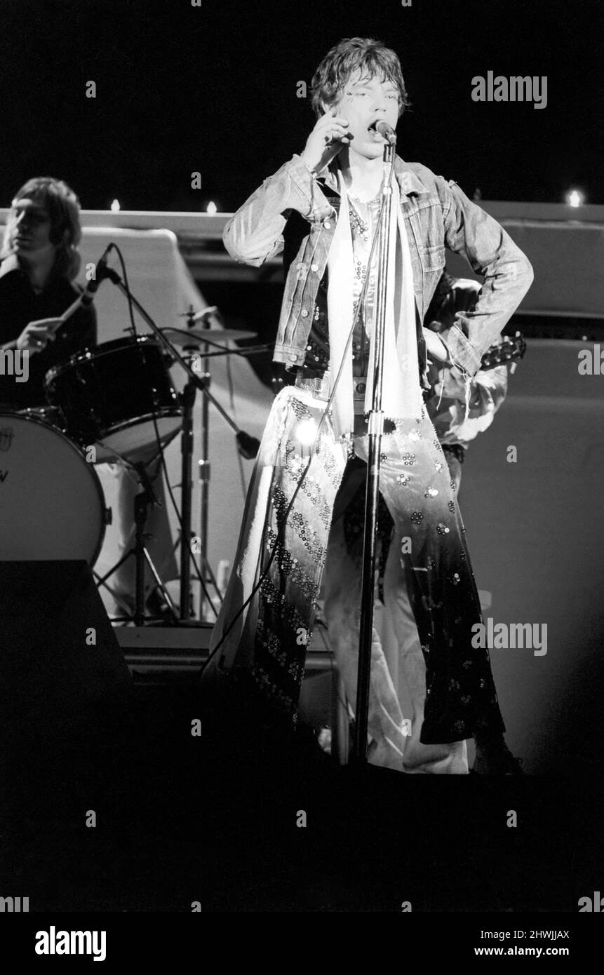 Mick Jagger, Rolling Stones Inglewood Forum, Los Angeles, California, Stati Uniti (concerto di beneficenza per il terremoto del Nicaragua). Al momento il più alto concerto rock grossing mai. 18 gennaio 1973 Foto Stock